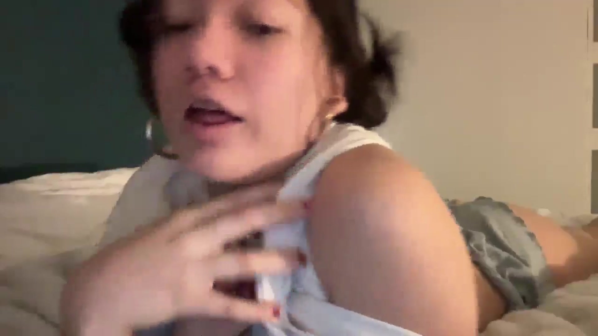Gallery image thumbnail from imava's myfreecams stream on, 01/09/2026, 20:53 image 2 of 20