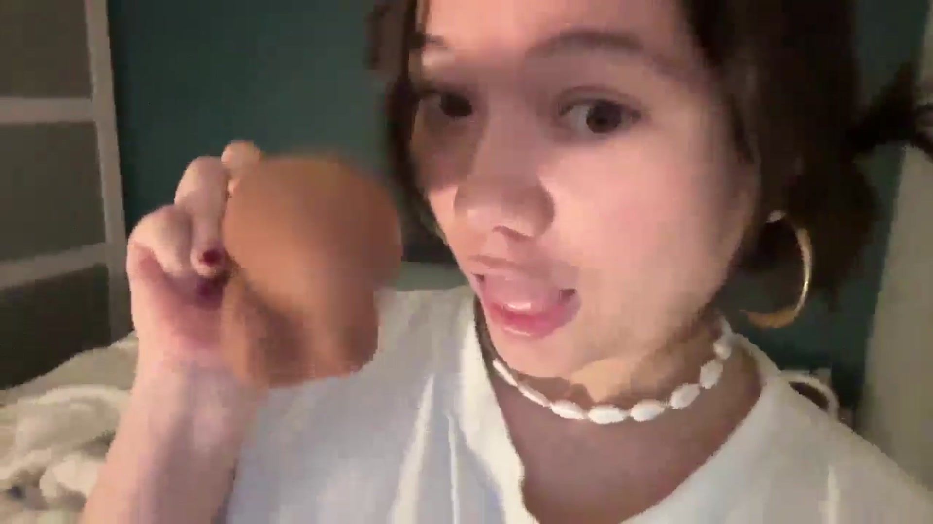 Gallery image thumbnail from imava's myfreecams stream on, 01/09/2026, 22:12 image 17 of 20