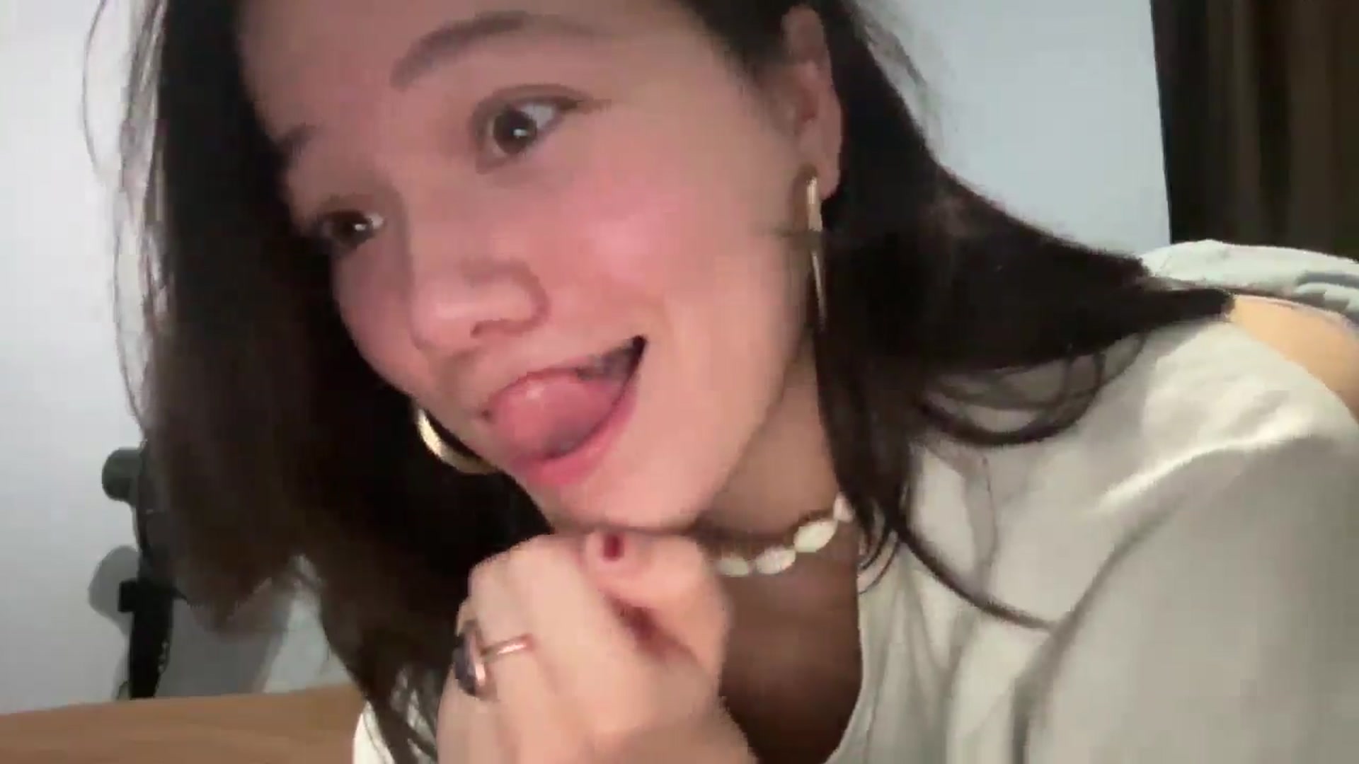 Gallery image thumbnail from imava's myfreecams stream on, 01/10/2026, 06:17 image 13 of 20