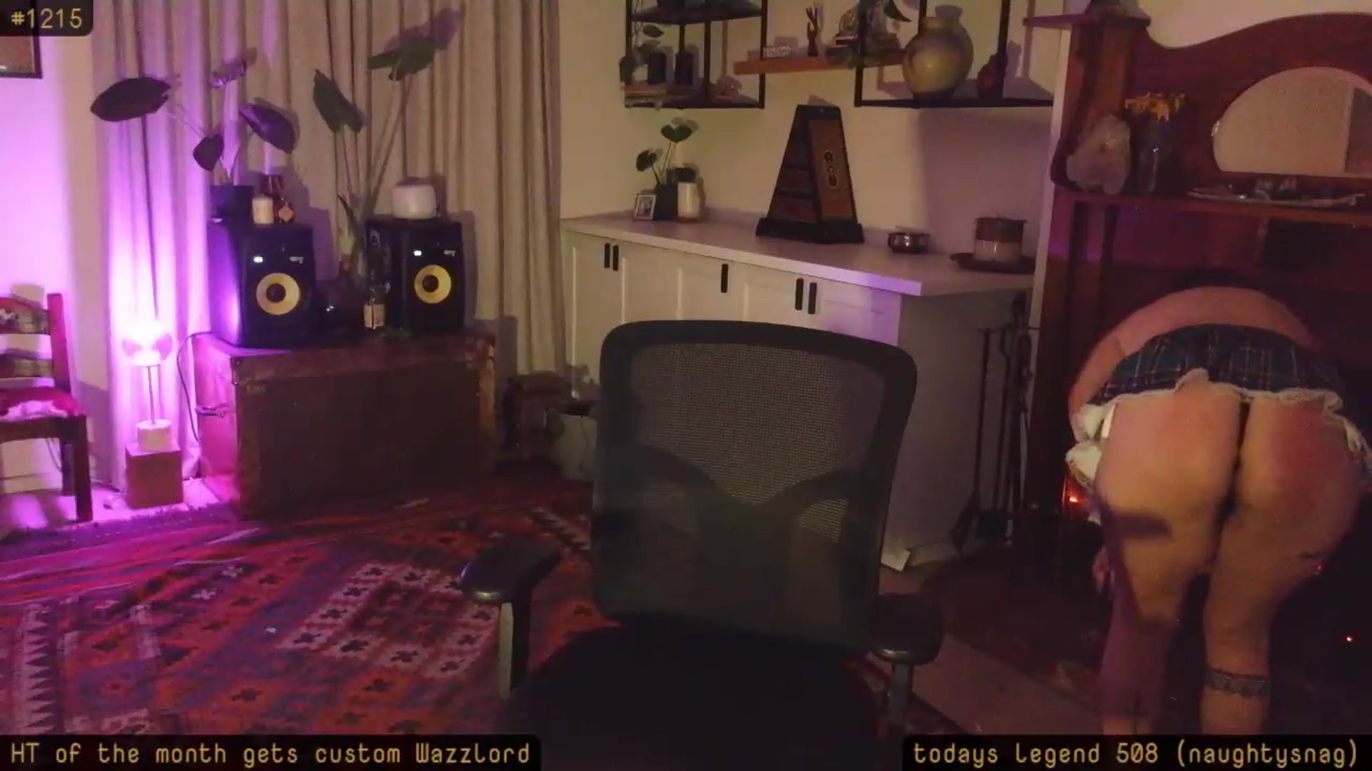 Gallery image thumbnail from imhoneyhoneyhoney's myfreecams stream on, 08/21/2026, 09:56 image 2 of 20