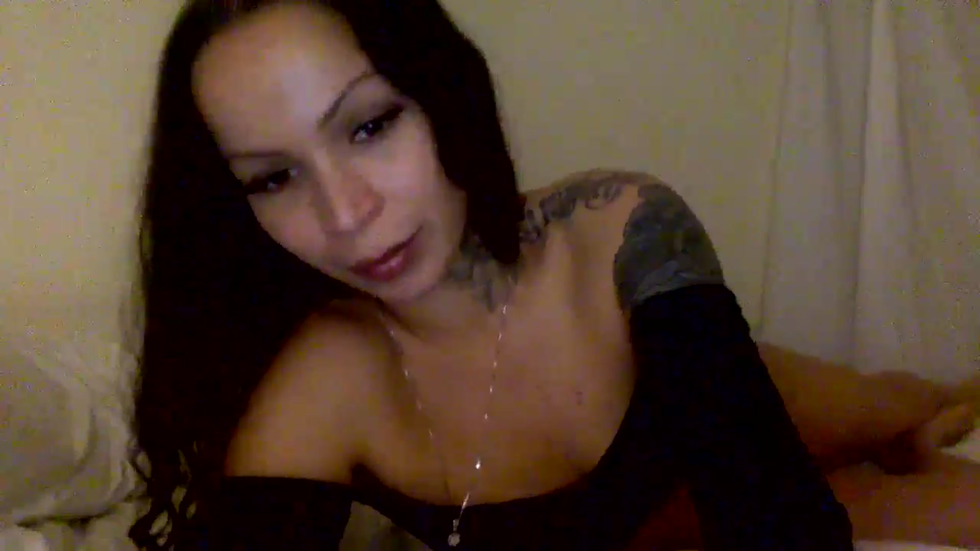 Gallery image thumbnail from indie's myfreecams stream on, 10/13/2024, 09:24 image 8 of 20