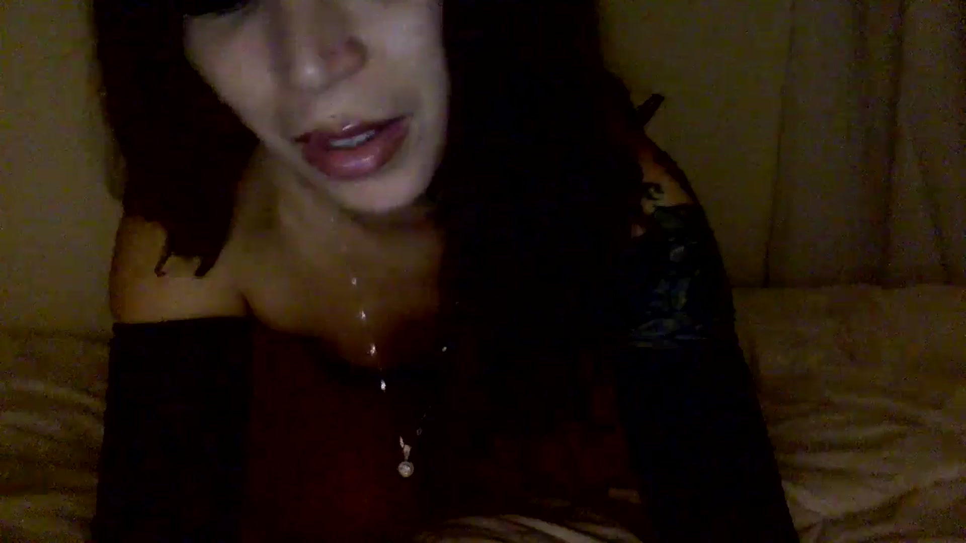 Gallery image thumbnail from indie's myfreecams stream on, 10/13/2024, 10:43 image 12 of 20