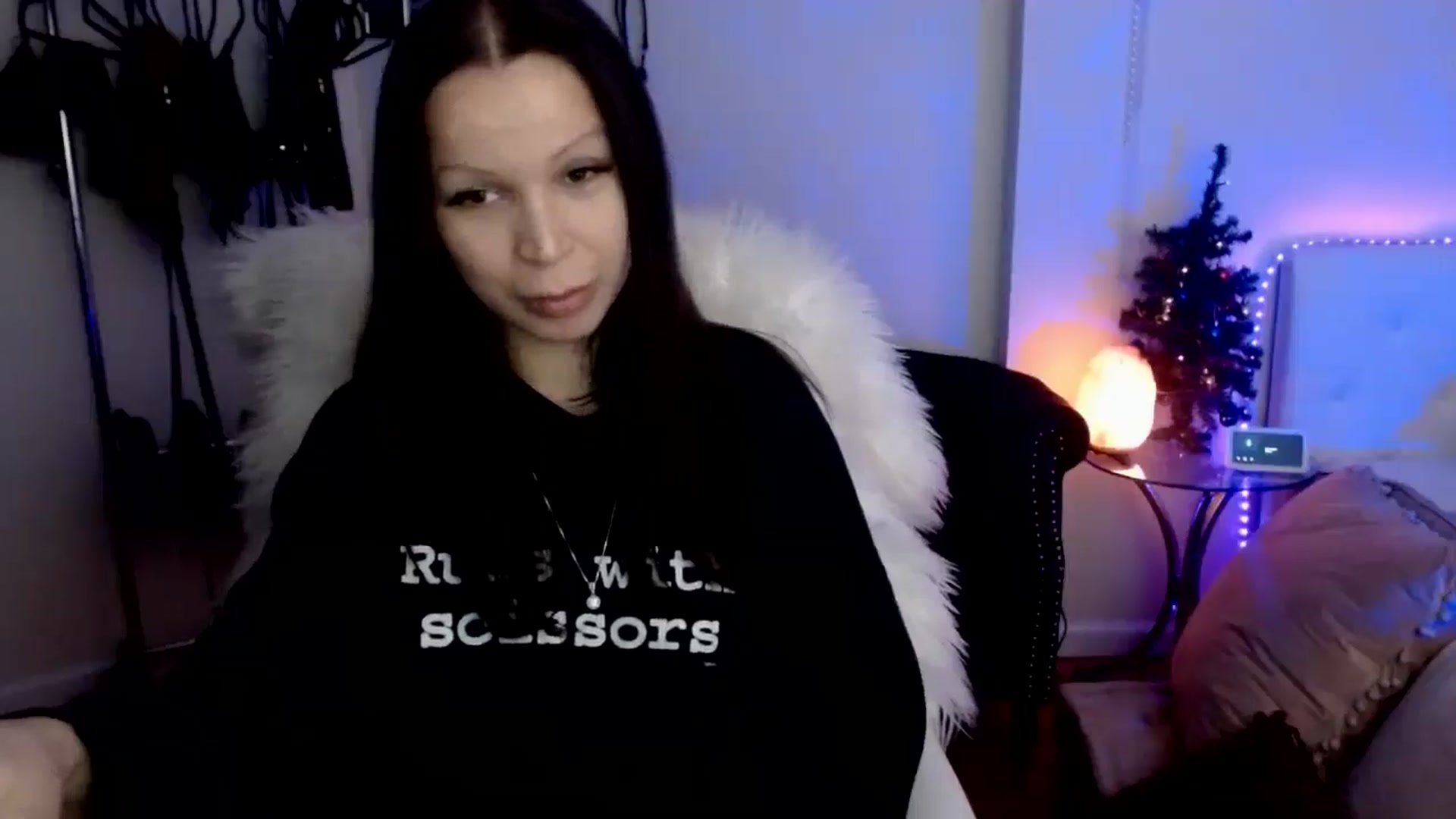 Gallery image thumbnail from indie's myfreecams stream on, 12/23/2024, 13:09 image 9 of 20
