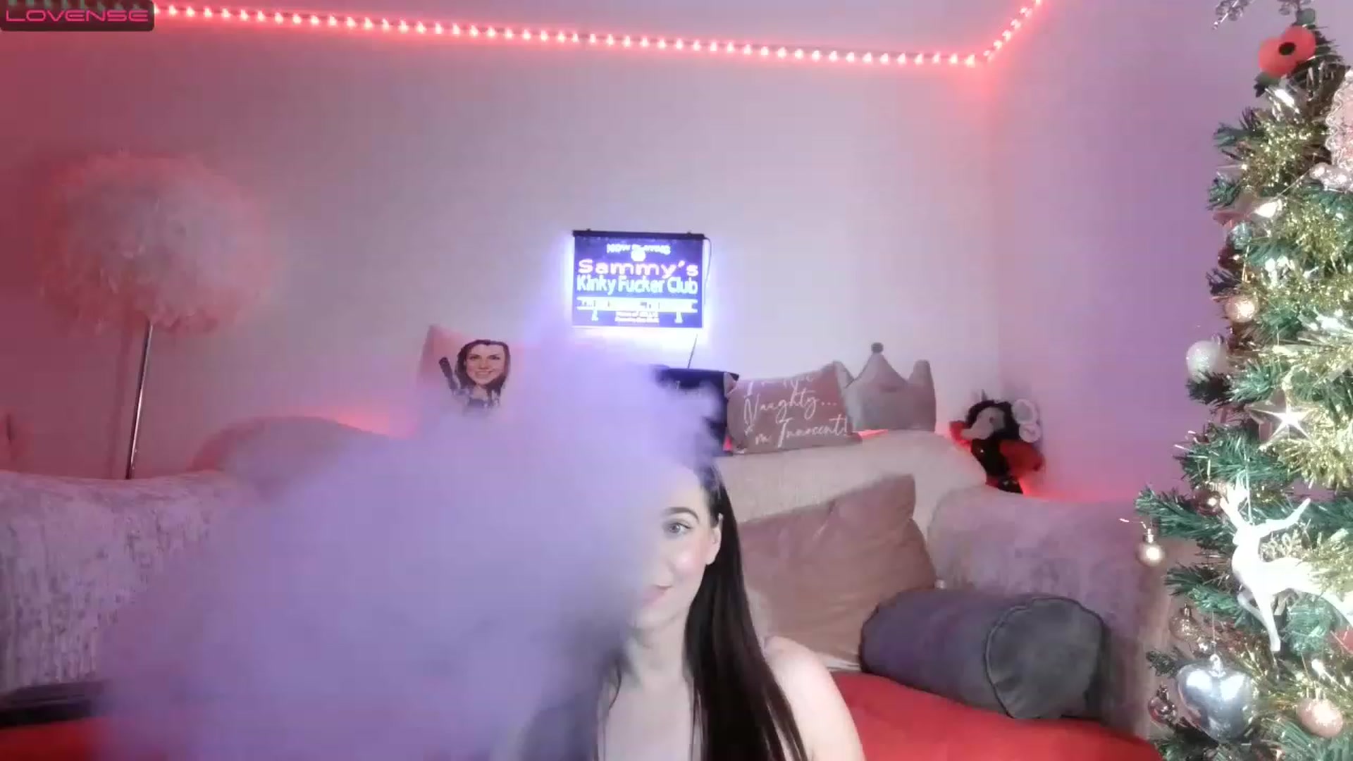 Gallery image thumbnail from innocentSamx's myfreecams stream on, 12/07/2022, 15:30 image 5 of 20