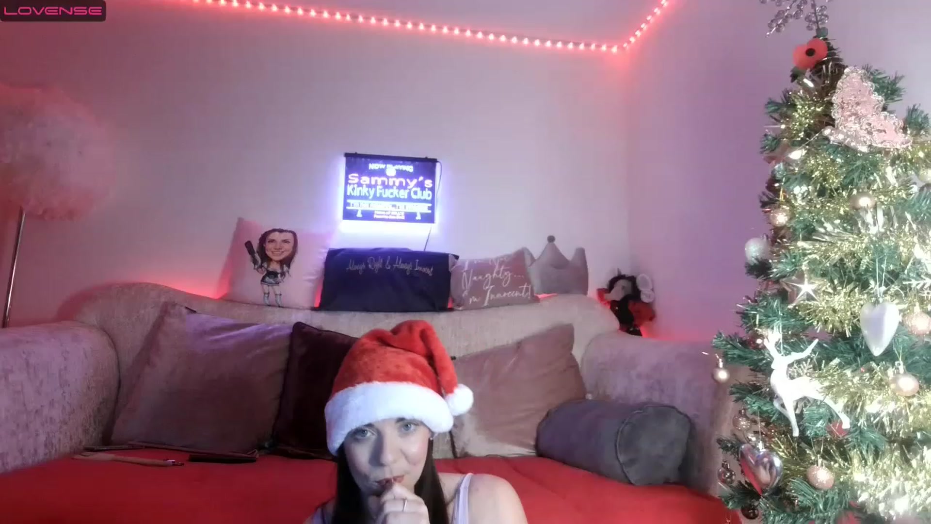 Gallery image thumbnail from innocentSamx's myfreecams stream on, 12/07/2022, 16:04 image 15 of 20