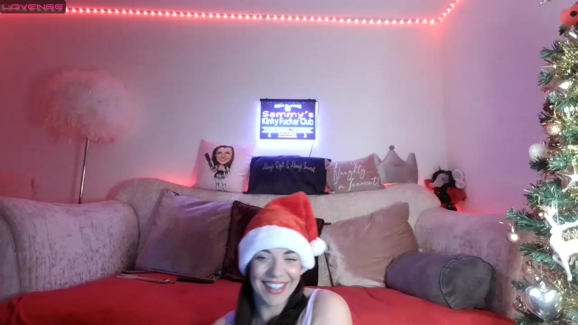 Gallery image thumbnail from innocentSamx's myfreecams stream on, 12/07/2022, 16:04 image 1 of 20