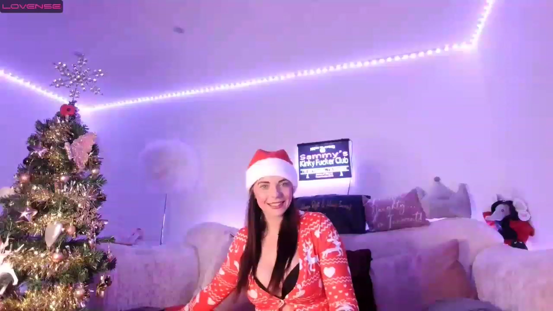 Gallery image thumbnail from innocentSamx's myfreecams stream on, 12/08/2022, 22:38 image 11 of 20