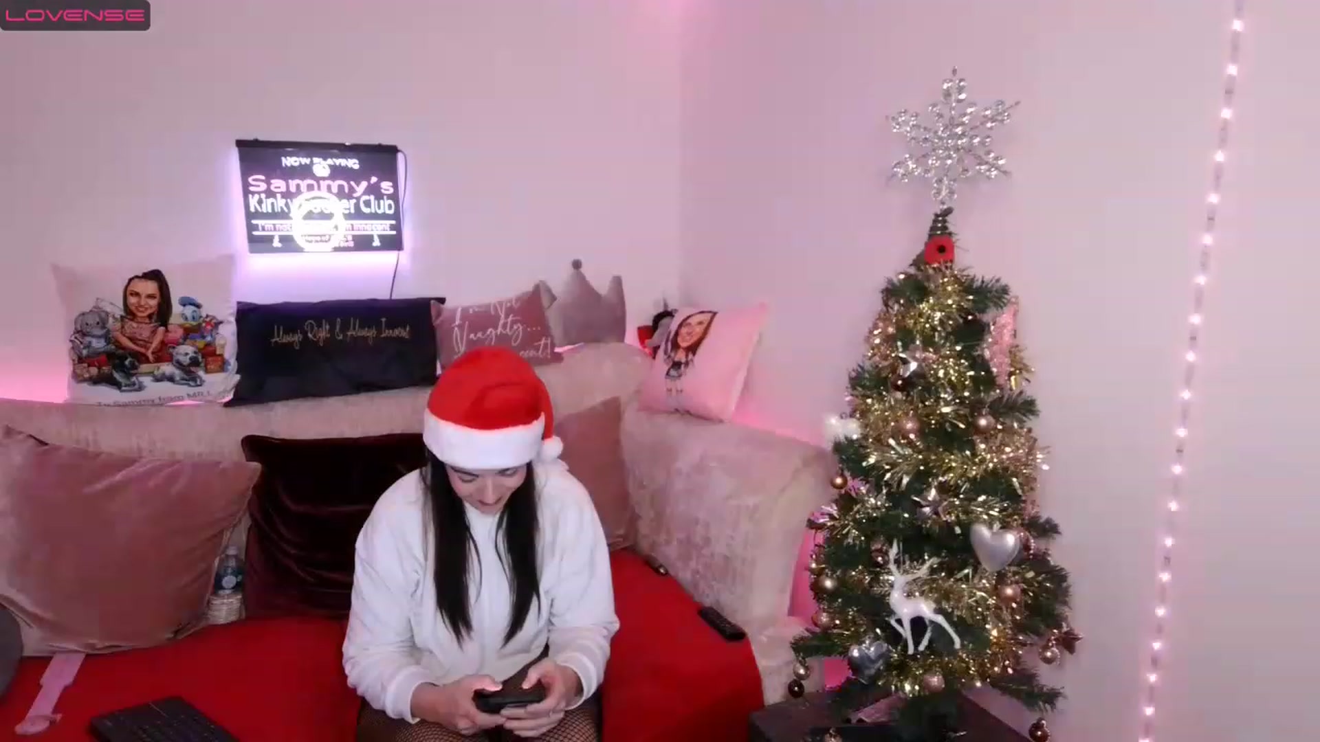 Gallery image thumbnail from innocentSamx's myfreecams stream on, 12/10/2022, 14:12 image 20 of 20
