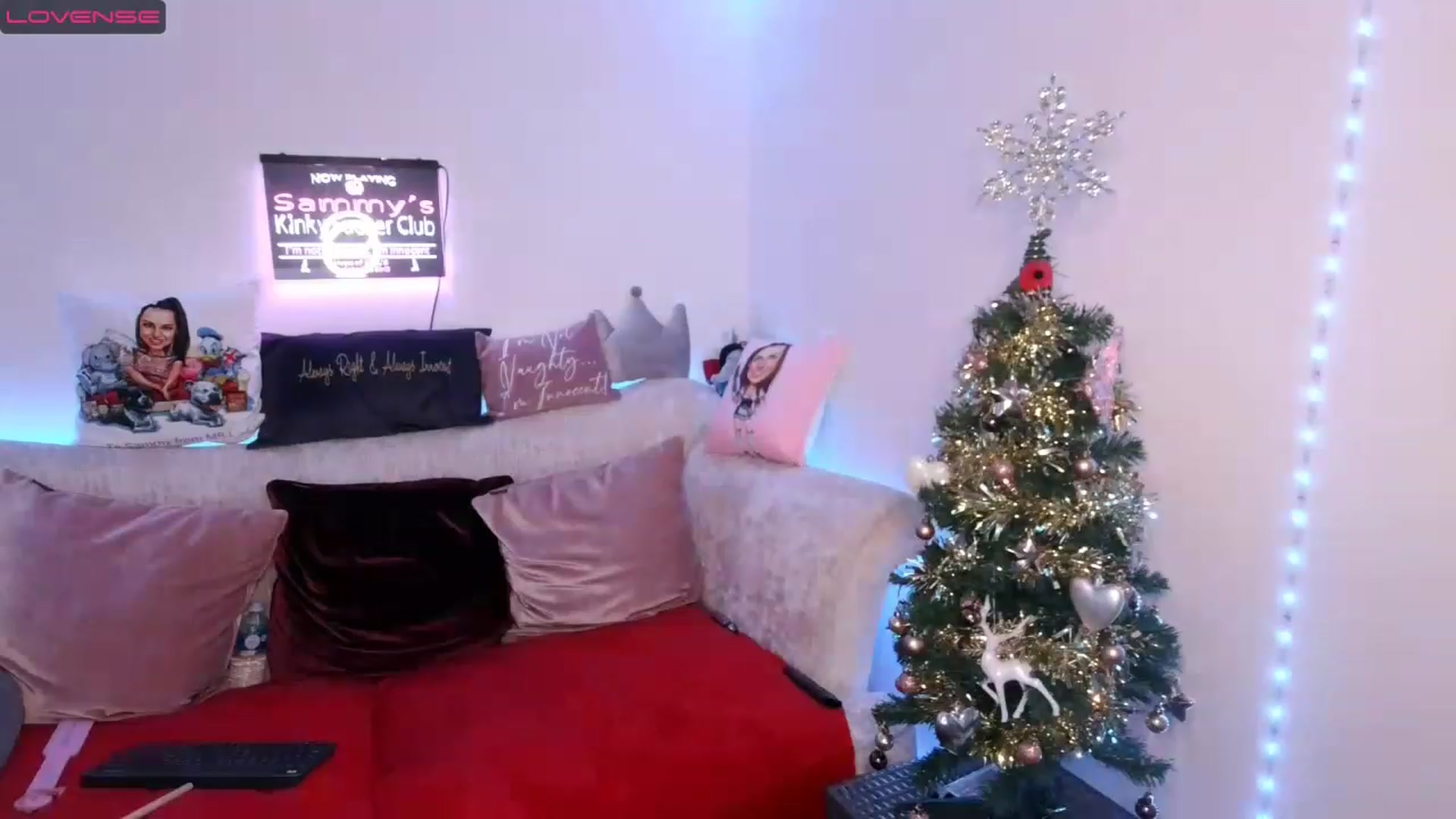 Gallery image thumbnail from innocentSamx's myfreecams stream on, 12/10/2022, 14:12 image 19 of 20