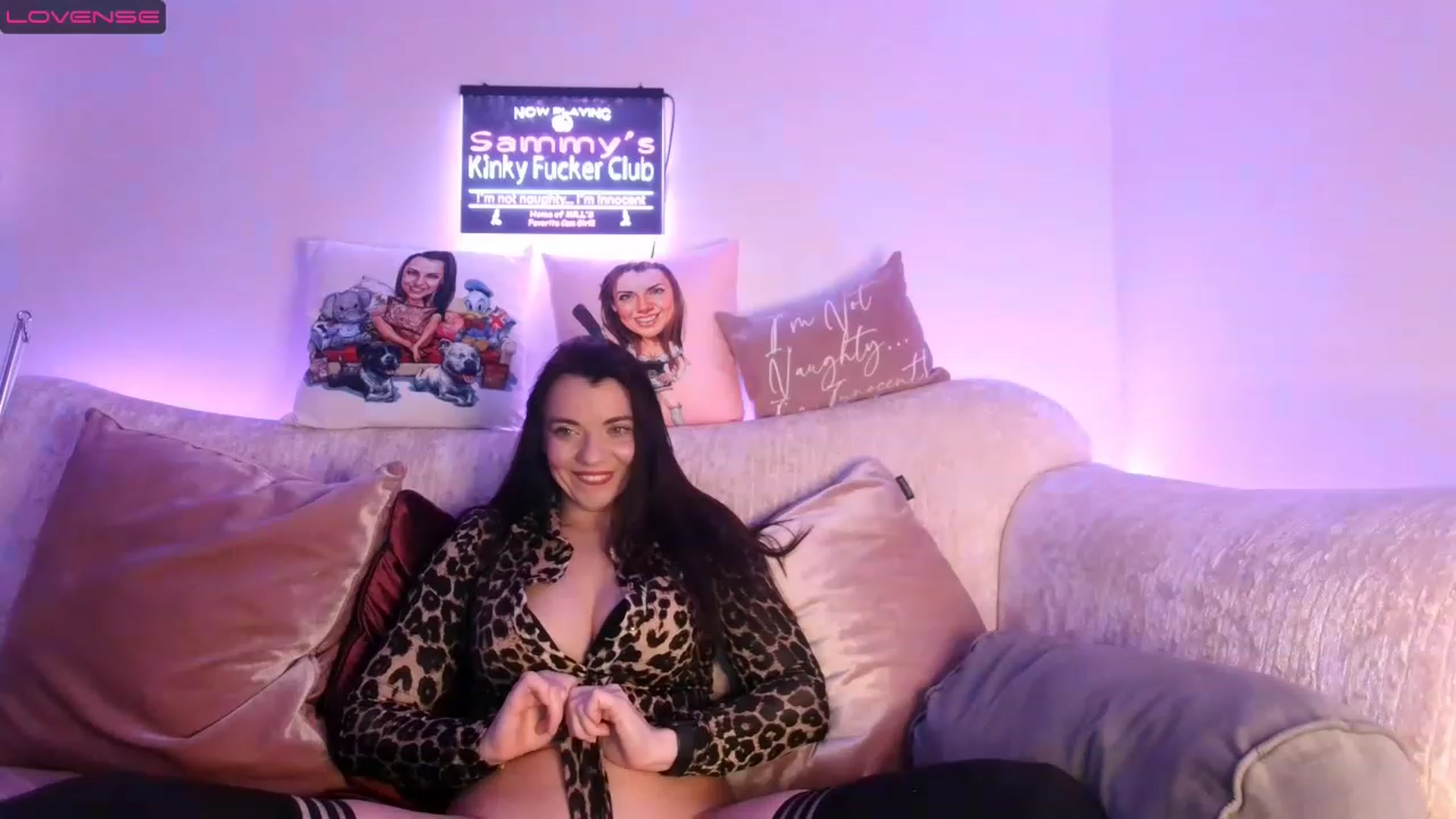 Gallery image thumbnail from innocentSamx's myfreecams stream on, 01/13/2023, 21:27 image 20 of 20