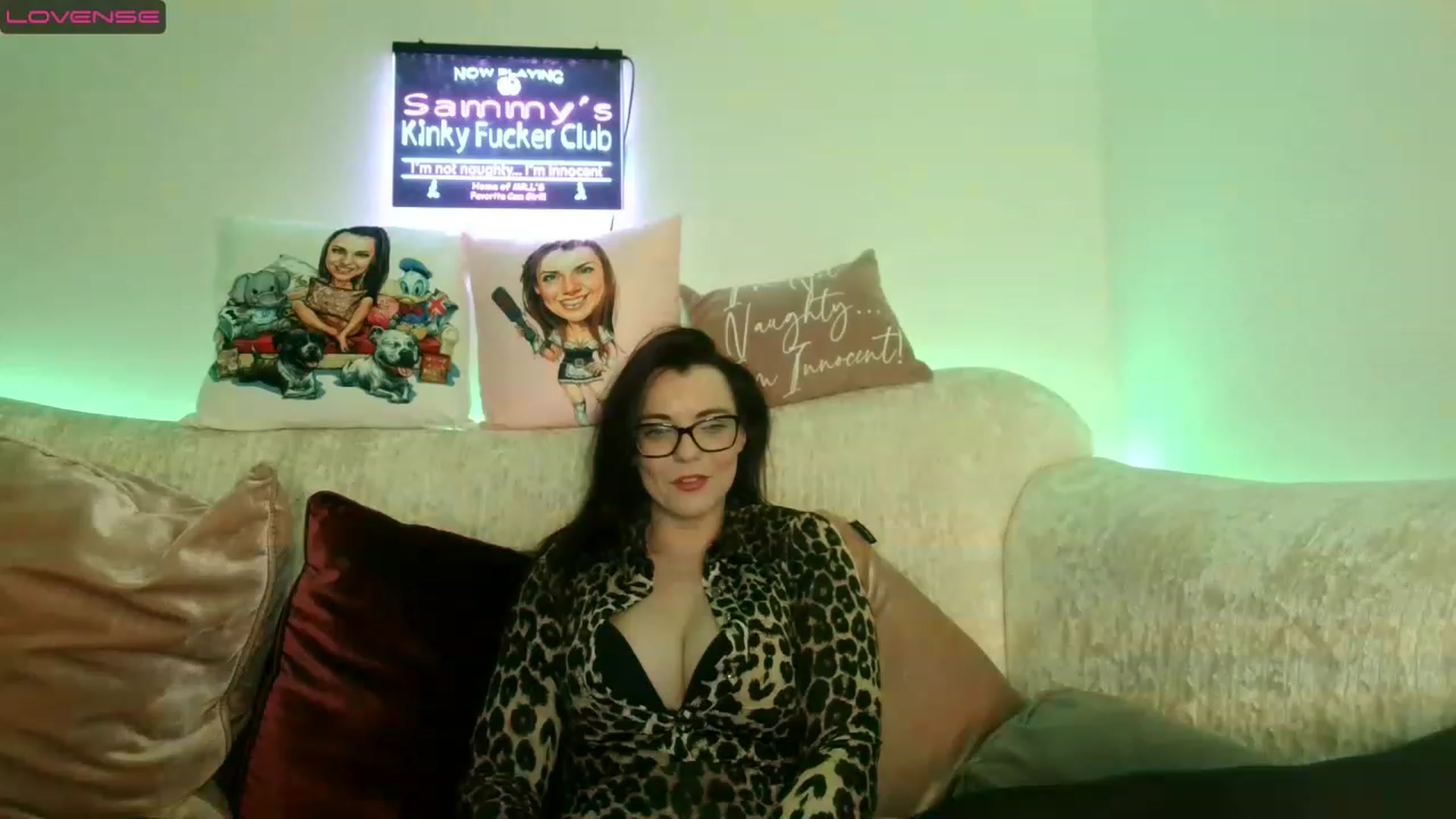 Gallery image thumbnail from innocentSamx's myfreecams stream on, 01/14/2023, 02:48 image 13 of 20