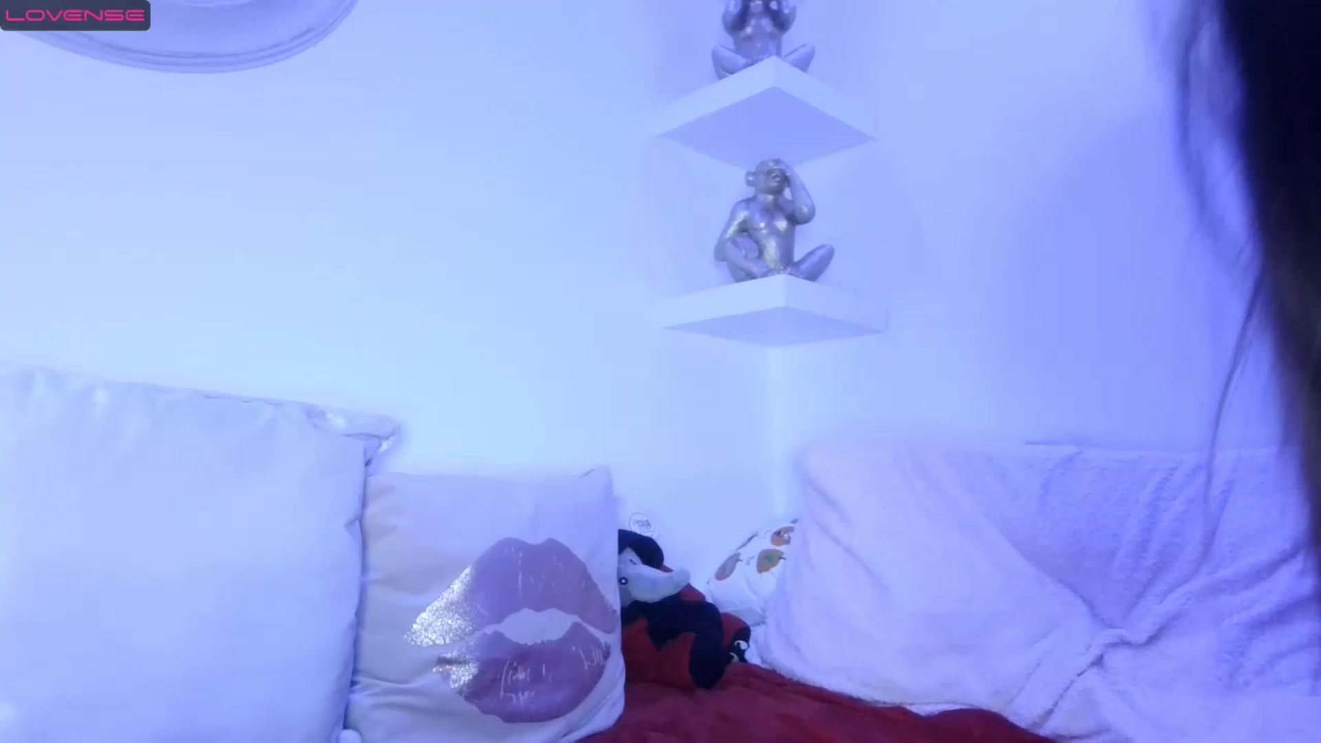 Gallery image thumbnail from innocentSamx's myfreecams stream on, 02/02/2023, 24:15 image 18 of 20