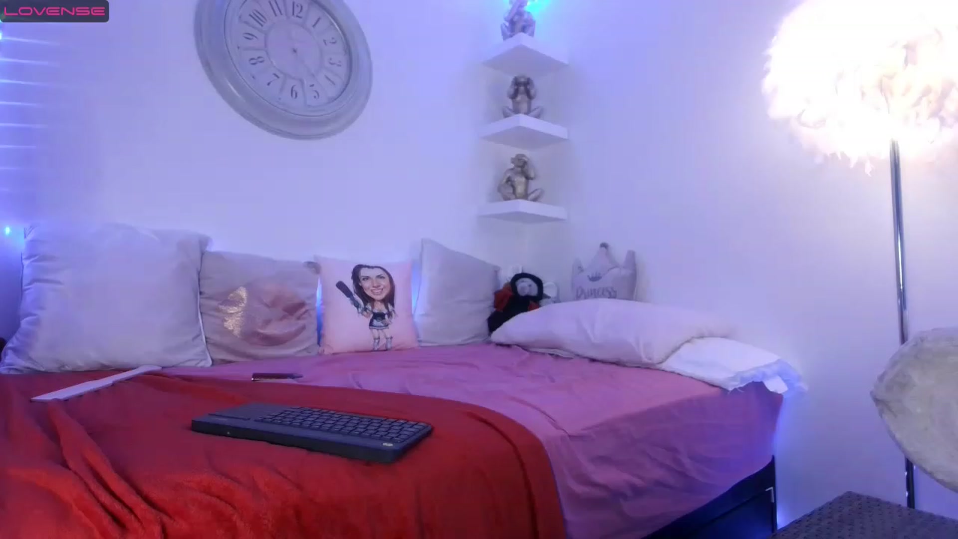 Gallery image thumbnail from innocentSamx's myfreecams stream on, 02/22/2023, 16:30 image 19 of 20