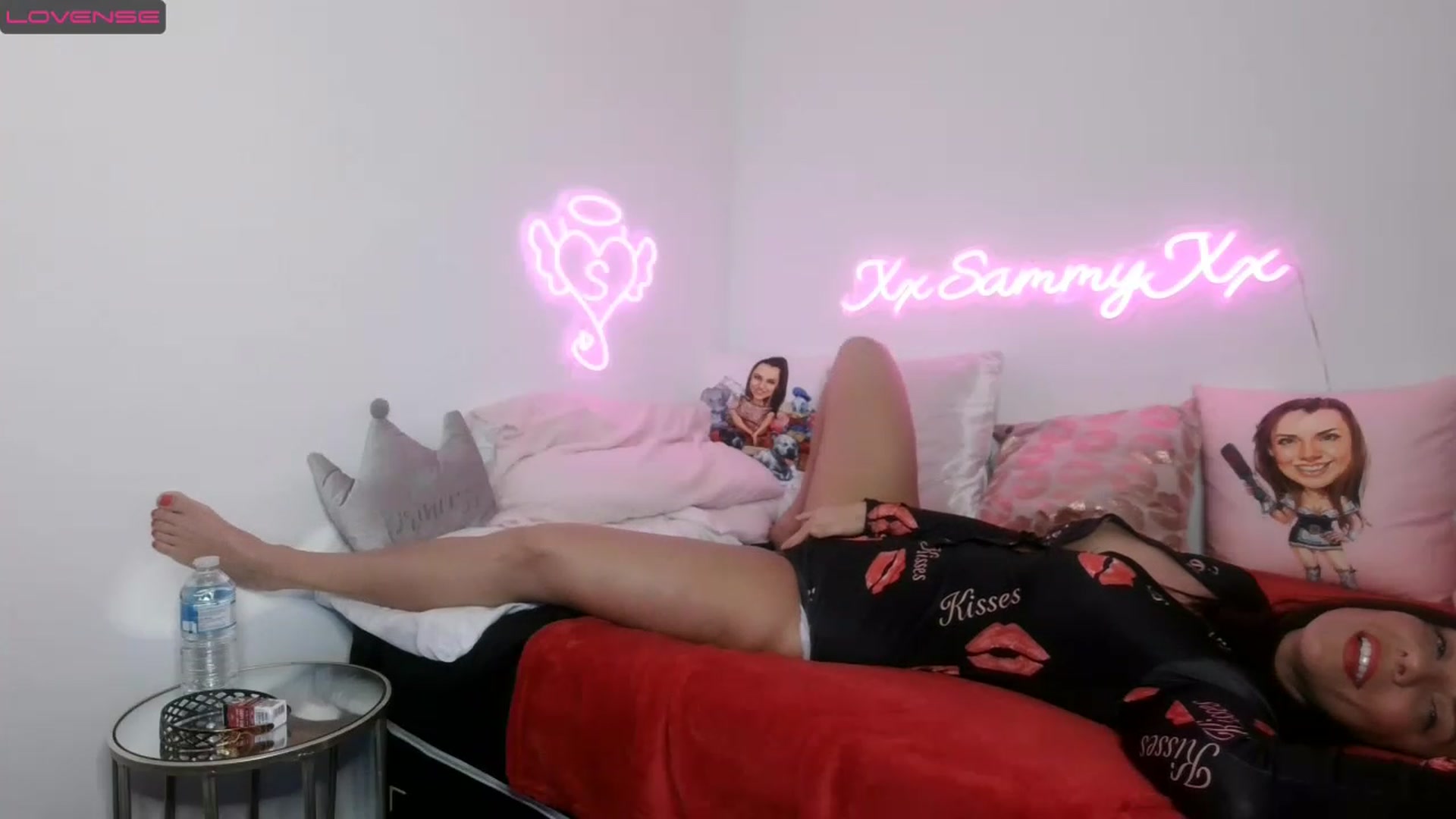 Gallery image thumbnail from innocentSamx's myfreecams stream on, 03/22/2023, 21:56 image 12 of 20