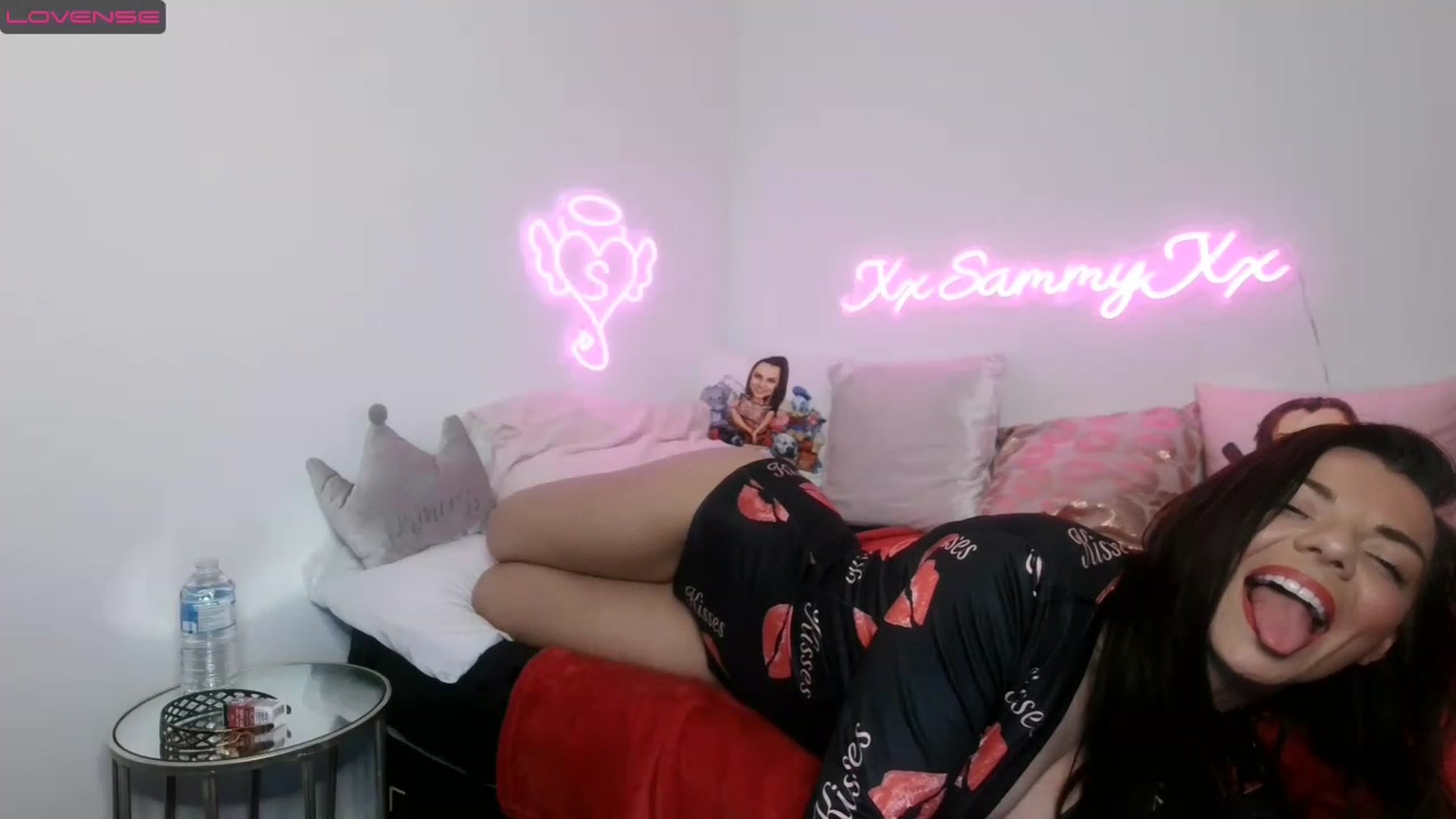 Gallery image thumbnail from innocentSamx's myfreecams stream on, 03/22/2023, 21:56 image 15 of 20