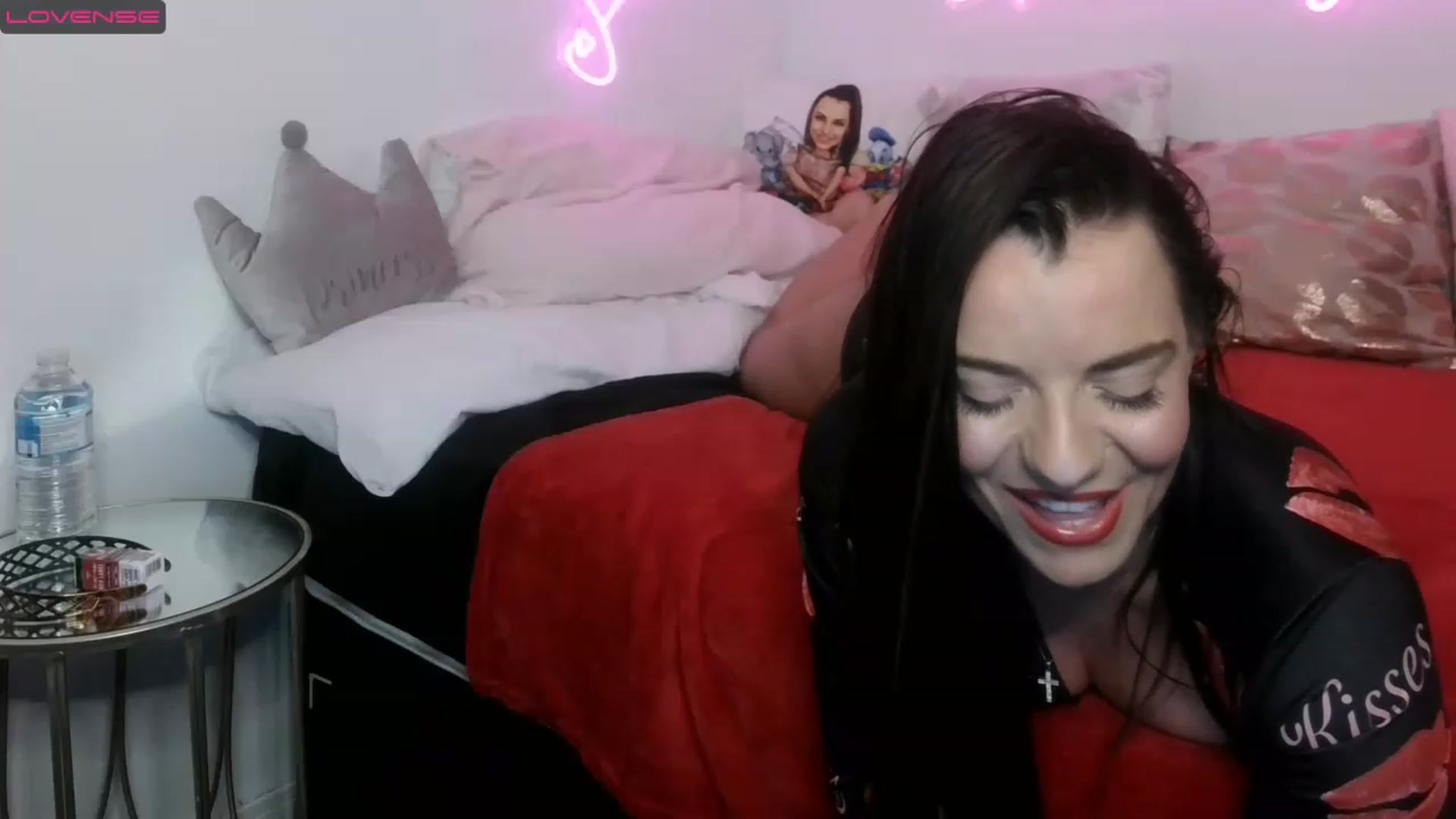 Gallery image thumbnail from innocentSamx's myfreecams stream on, 03/22/2023, 21:56 image 2 of 20