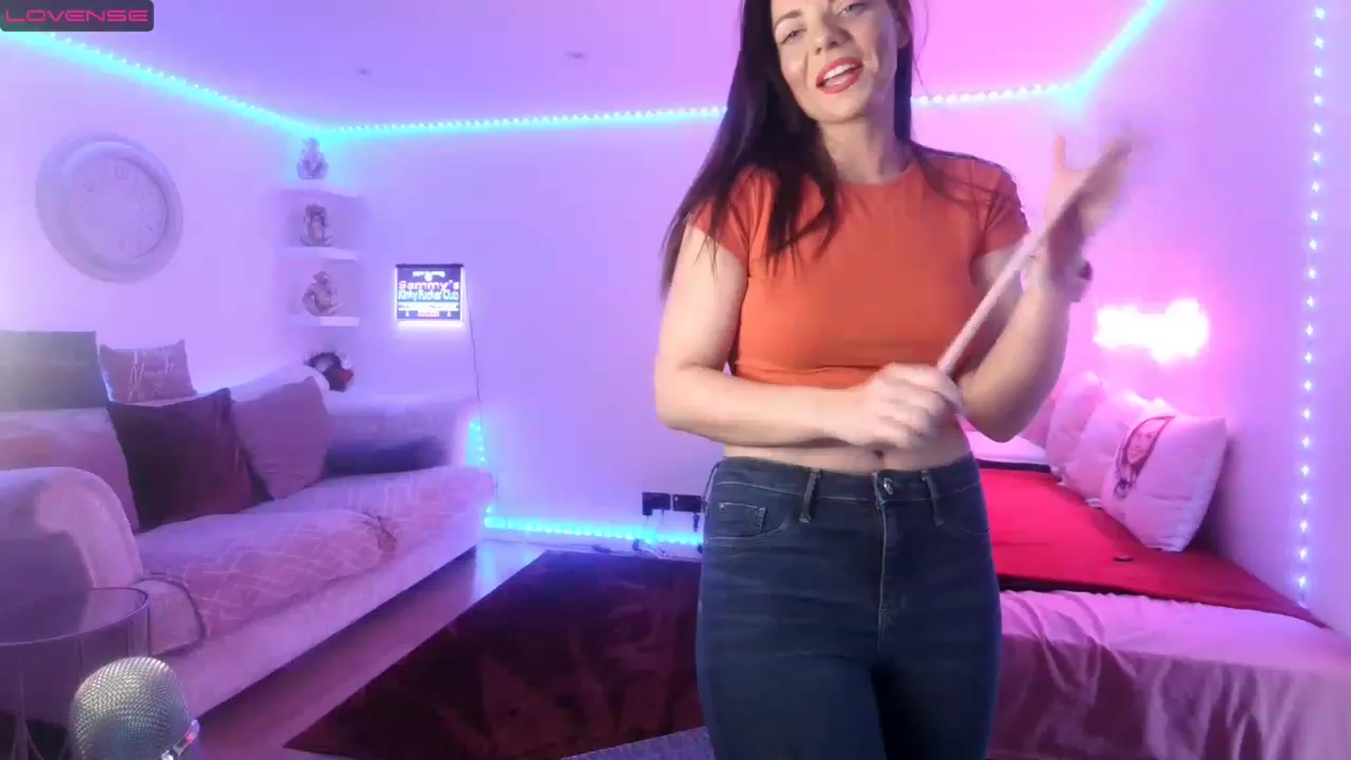Gallery image thumbnail from innocentSamx's myfreecams stream on, 04/01/2023, 13:48 image 6 of 20