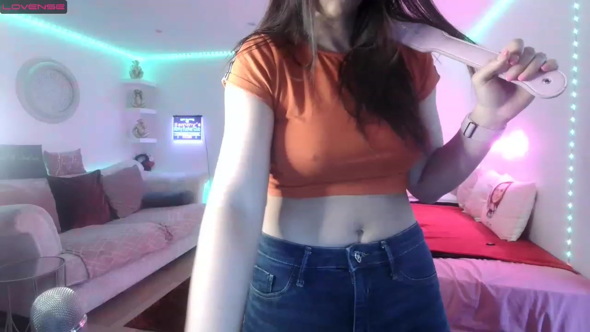 Gallery image thumbnail from innocentSamx's myfreecams stream on, 04/01/2023, 13:48 image 3 of 20