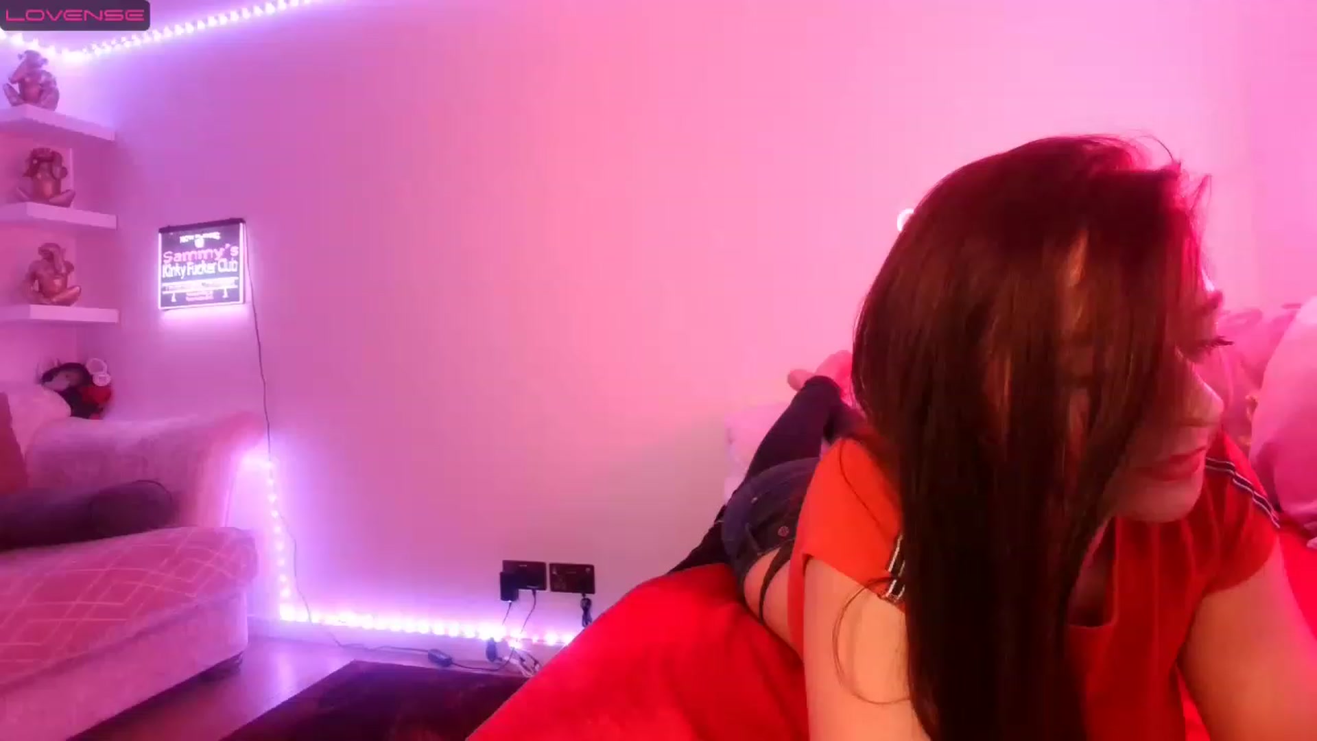 Gallery image thumbnail from innocentSamx's myfreecams stream on, 04/01/2023, 14:47 image 2 of 20