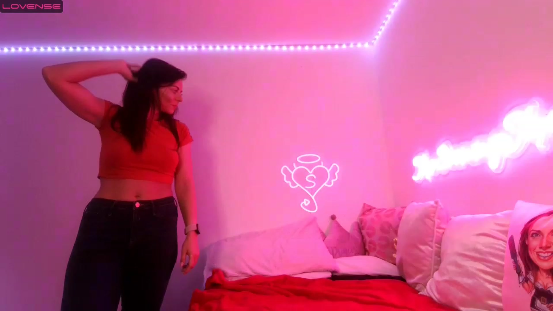 Gallery image thumbnail from innocentSamx's myfreecams stream on, 04/01/2023, 15:22 image 3 of 20