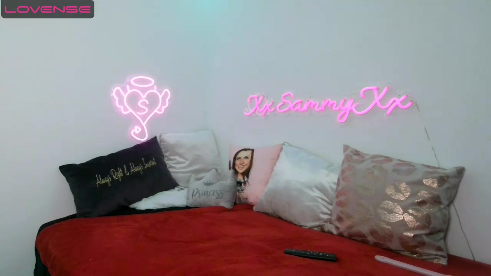 Gallery image thumbnail from innocentSamx's myfreecams stream on, 04/23/2023, 11:47 image 2 of 20