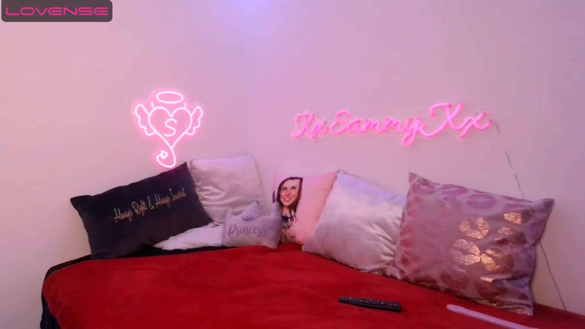 Gallery image thumbnail from innocentSamx's myfreecams stream on, 04/23/2023, 11:47 image 3 of 20