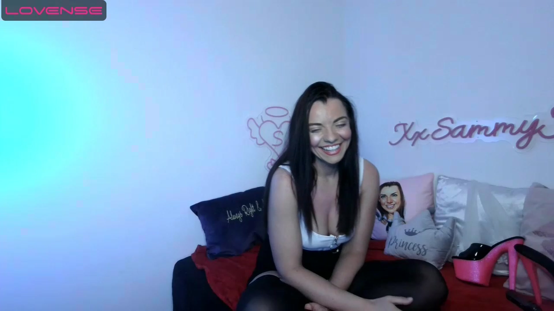 Gallery image thumbnail from innocentSamx's myfreecams stream on, 04/24/2023, 20:05 image 13 of 20