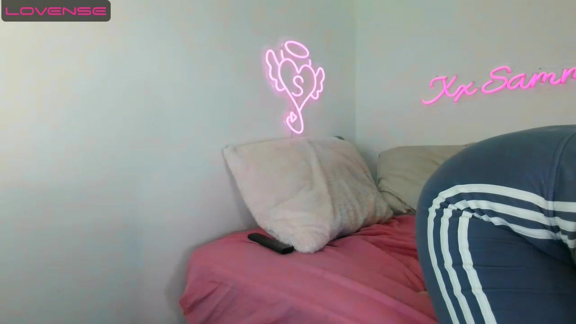 Gallery image thumbnail from innocentSamx's myfreecams stream on, 05/04/2023, 16:02 image 19 of 20