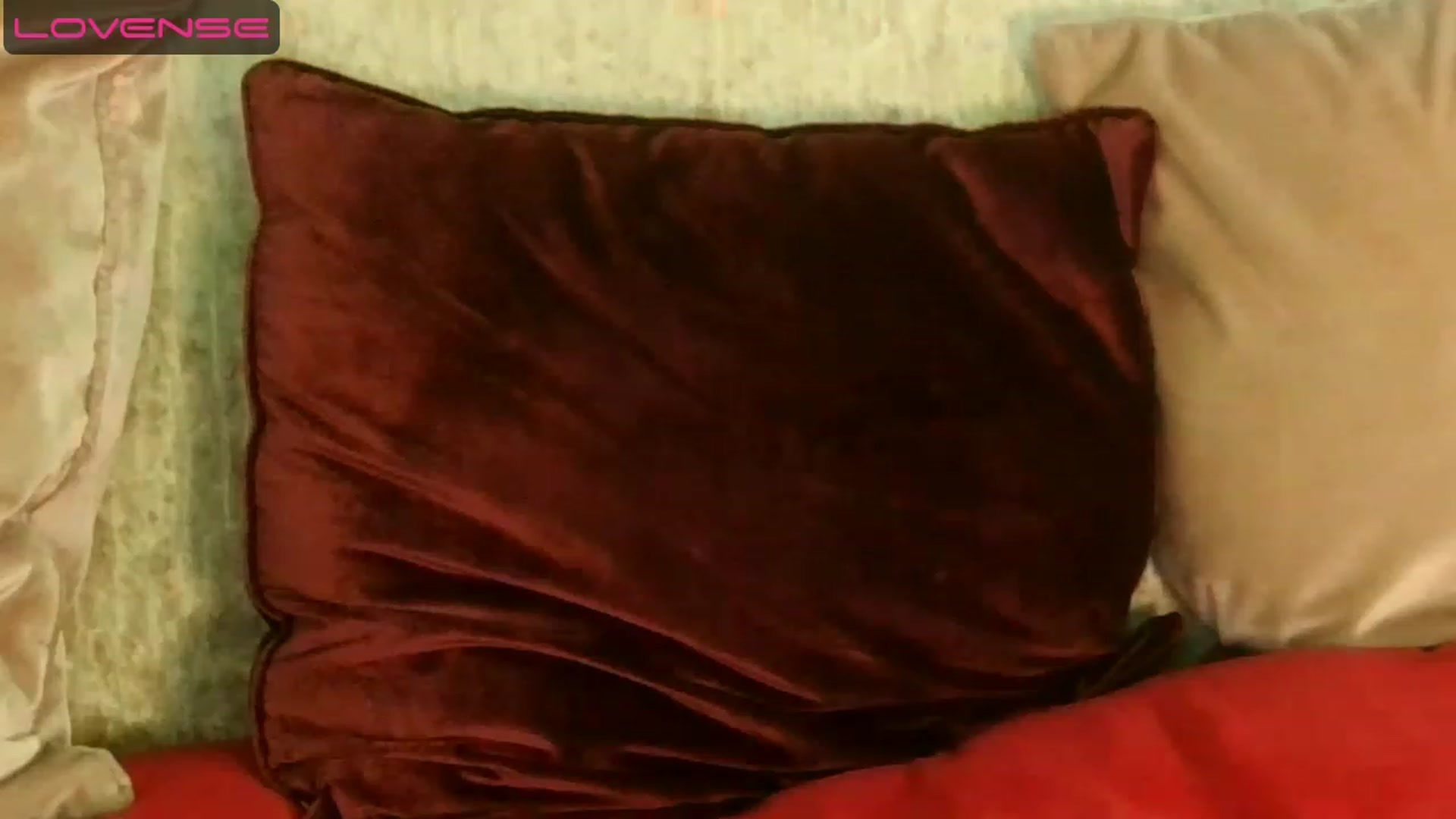 Gallery image thumbnail from innocentSamx's myfreecams stream on, 05/09/2023, 22:25 image 5 of 20