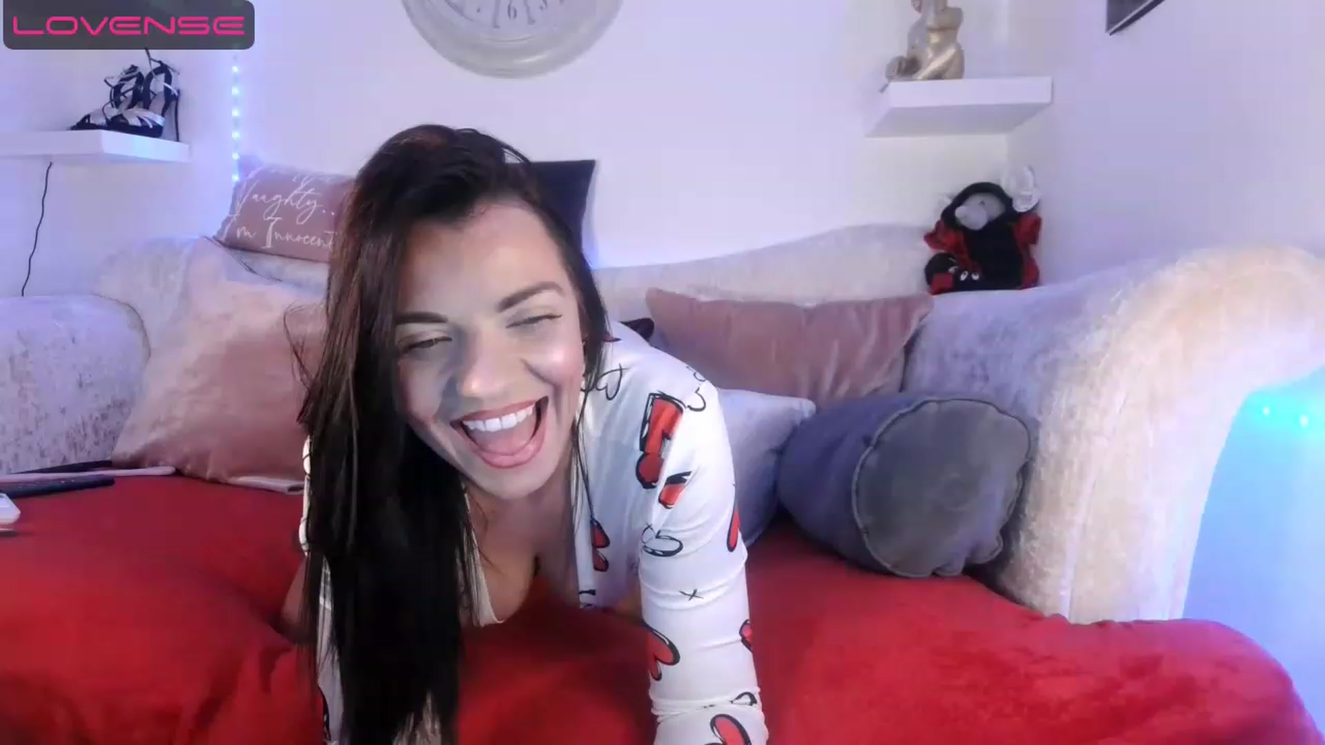 Gallery image thumbnail from innocentSamx's myfreecams stream on, 05/12/2023, 11:59 image 7 of 20