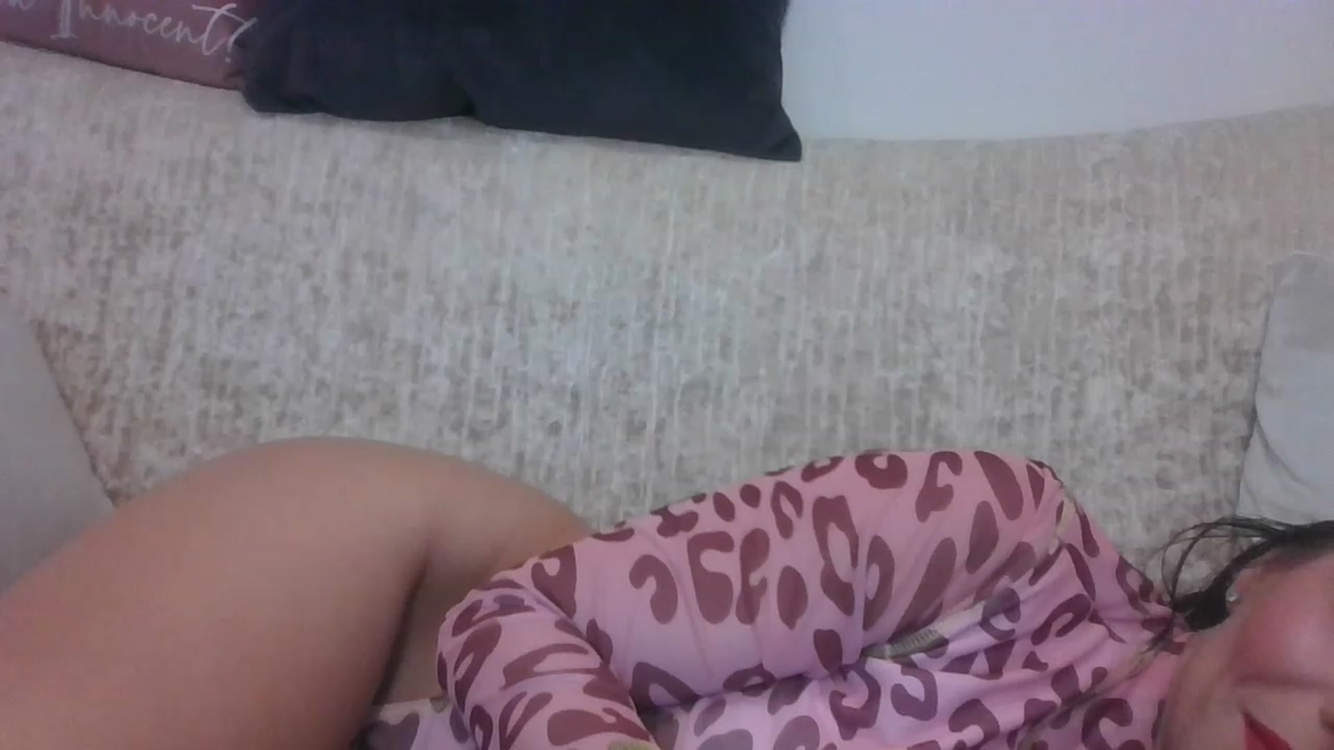 Gallery image thumbnail from innocentSamx's myfreecams stream on, 05/26/2023, 13:39 image 7 of 20