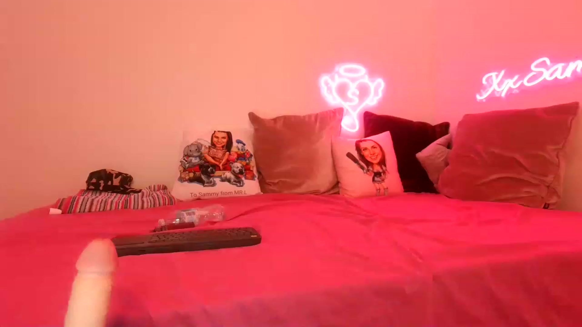 Gallery image thumbnail from innocentSamx's myfreecams stream on, 06/02/2023, 14:33 image 15 of 20