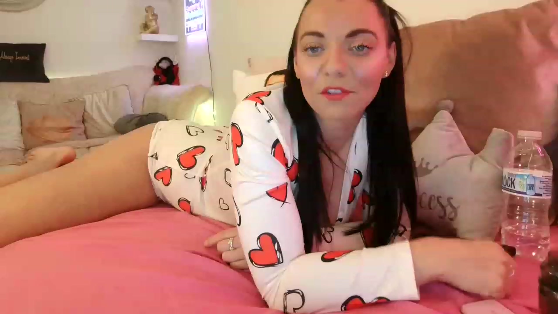 Gallery image thumbnail from innocentSamx's myfreecams stream on, 06/05/2023, 21:42 image 20 of 20