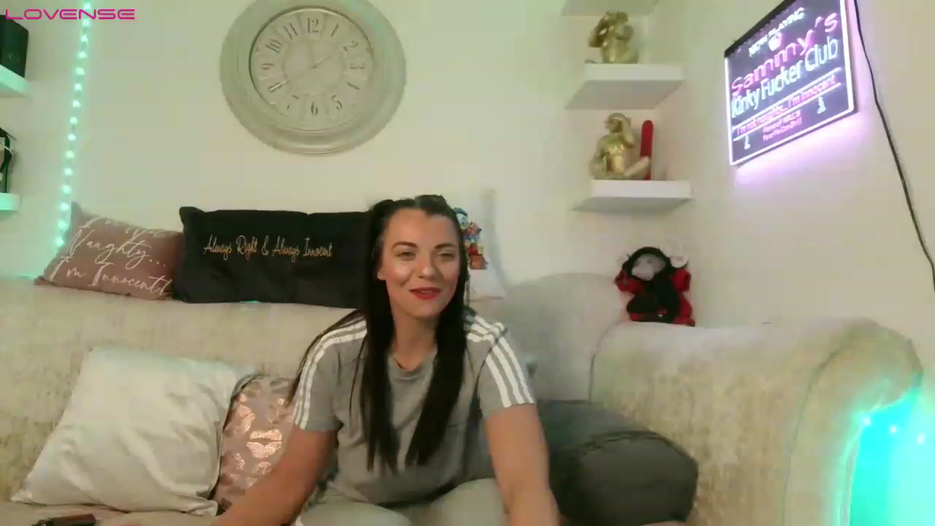 Gallery image thumbnail from innocentSamx's myfreecams stream on, 07/01/2023, 10:47 image 12 of 20