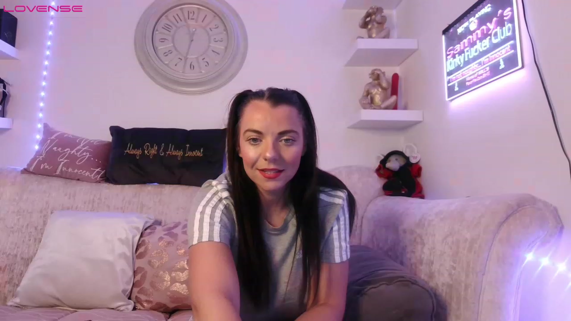 Gallery image thumbnail from innocentSamx's myfreecams stream on, 07/01/2023, 10:47 image 3 of 20