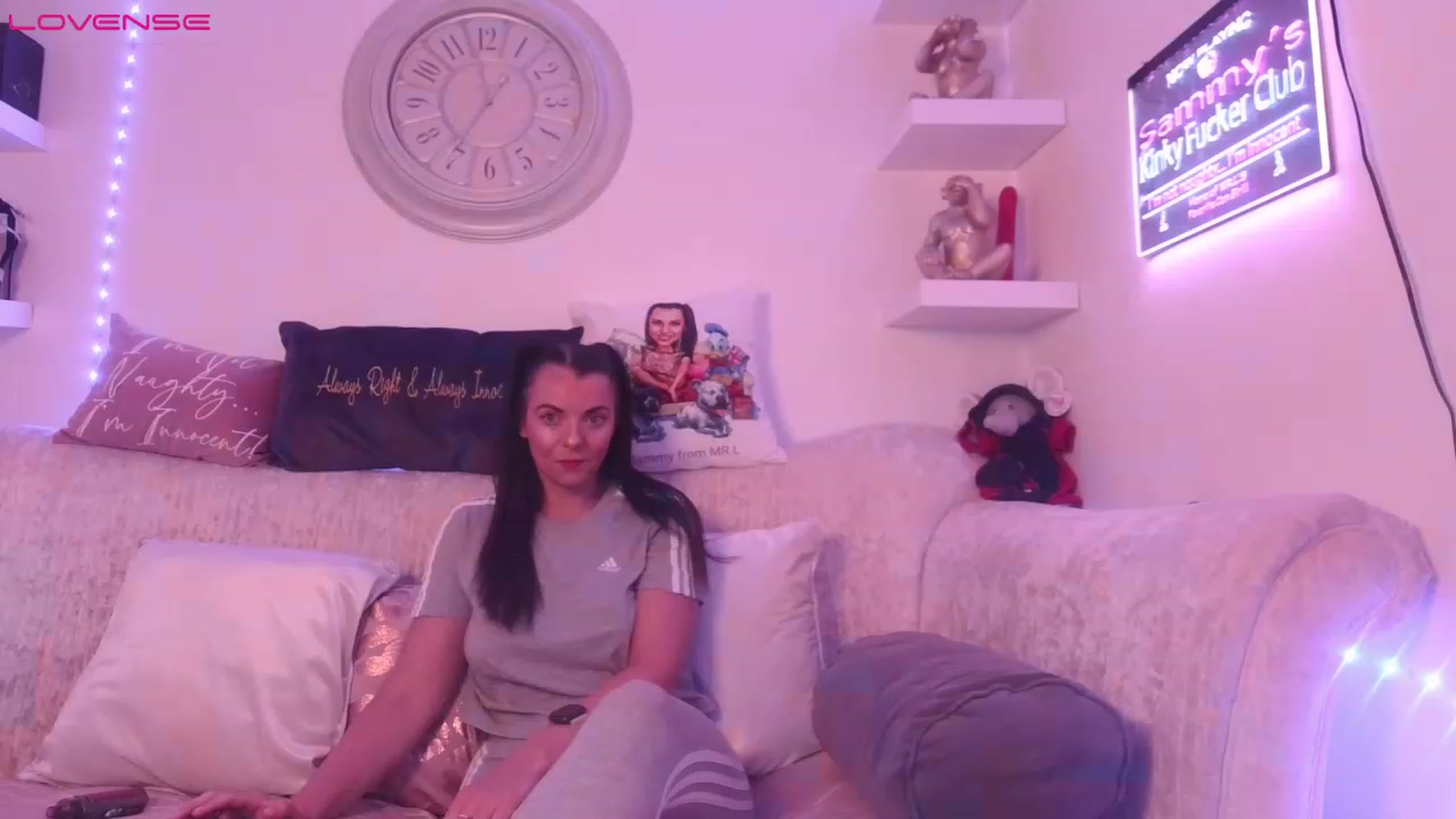Gallery image thumbnail from innocentSamx's myfreecams stream on, 07/01/2023, 10:47 image 7 of 20
