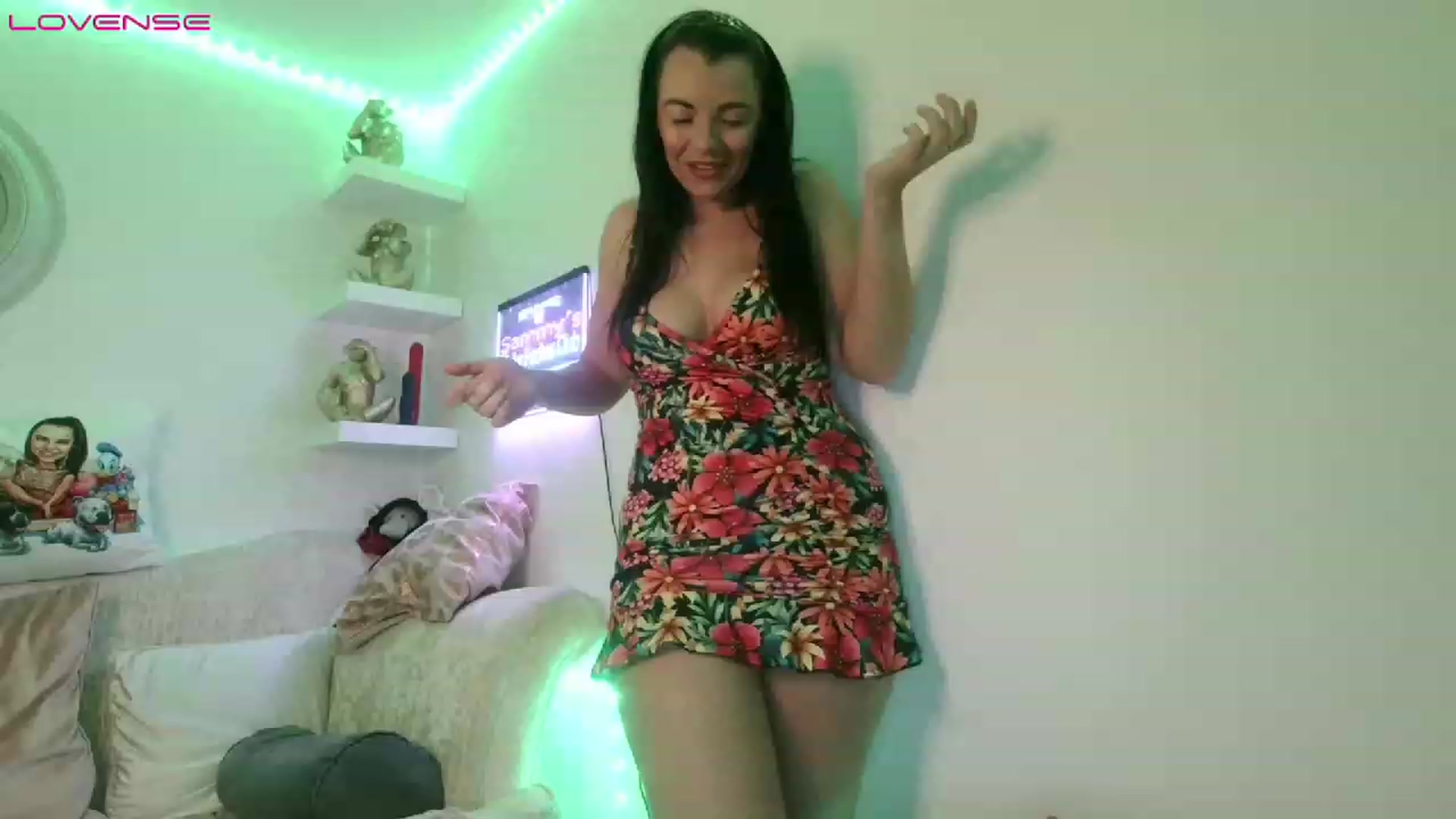 Gallery image thumbnail from innocentSamx's myfreecams stream on, 07/04/2023, 12:42 image 16 of 20