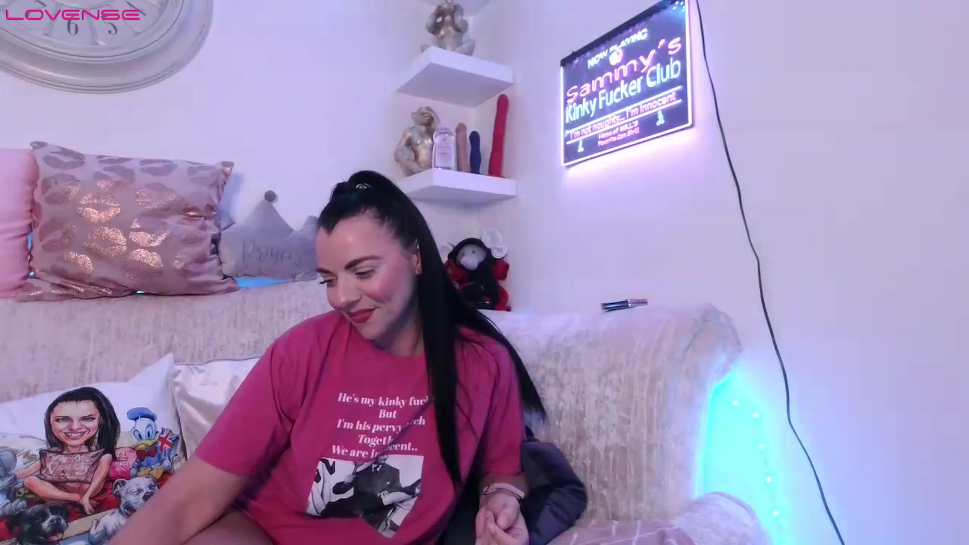Gallery image thumbnail from innocentSamx's myfreecams stream on, 07/12/2023, 19:44 image 7 of 20