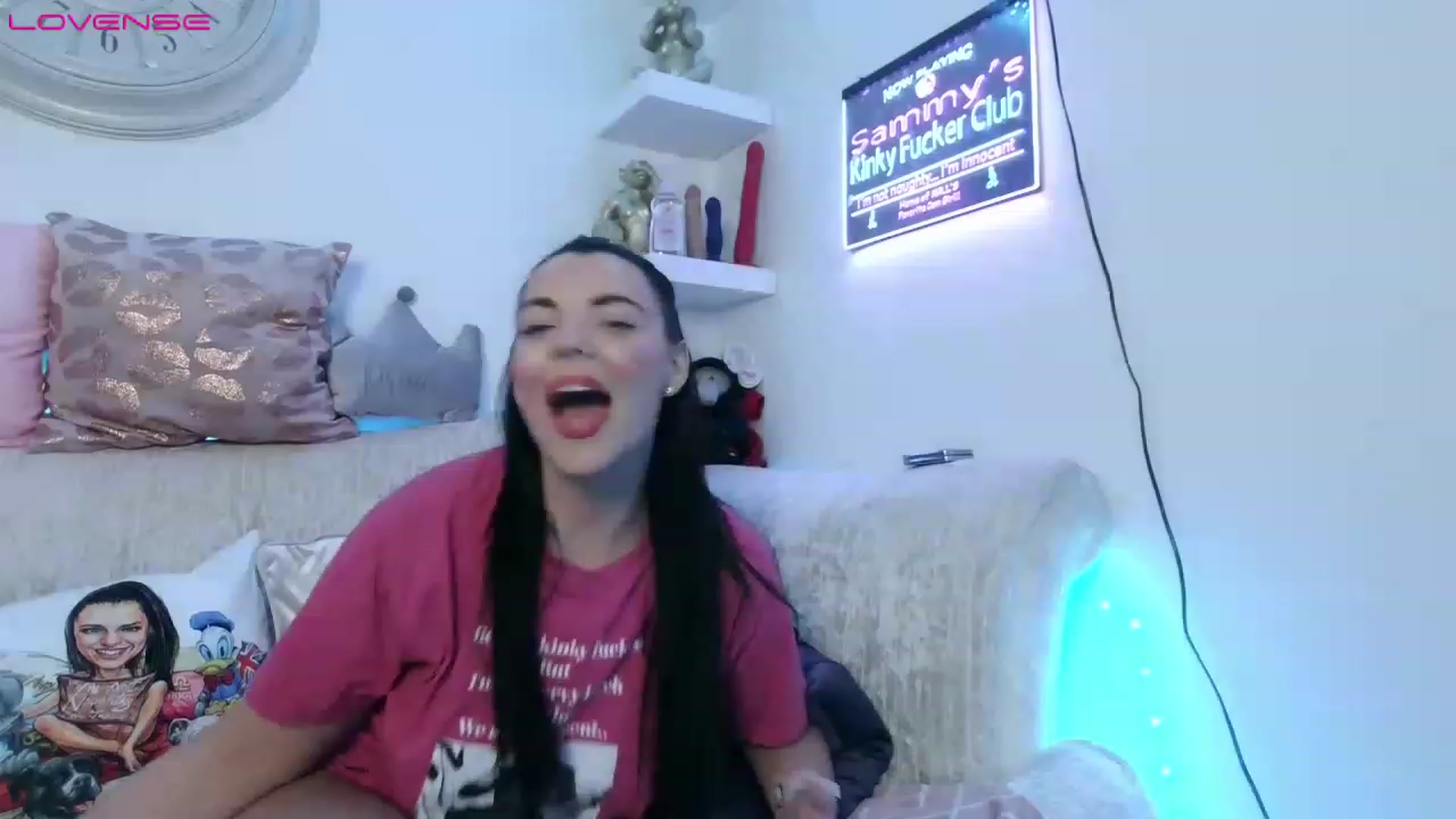 Gallery image thumbnail from innocentSamx's myfreecams stream on, 07/12/2023, 19:44 image 6 of 20