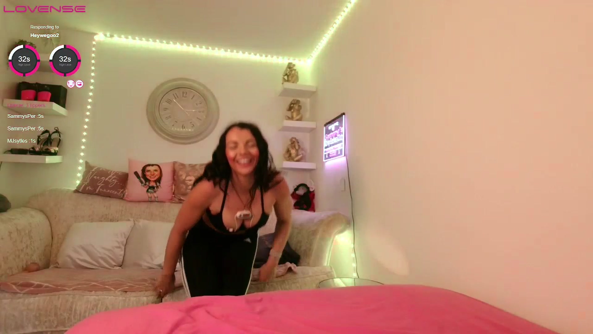 Gallery image thumbnail from innocentSamx's myfreecams stream on, 07/15/2023, 14:15 image 18 of 20