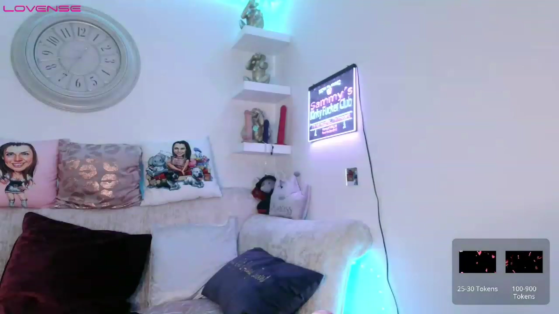 Gallery image thumbnail from innocentSamx's myfreecams stream on, 07/19/2023, 19:39 image 16 of 20