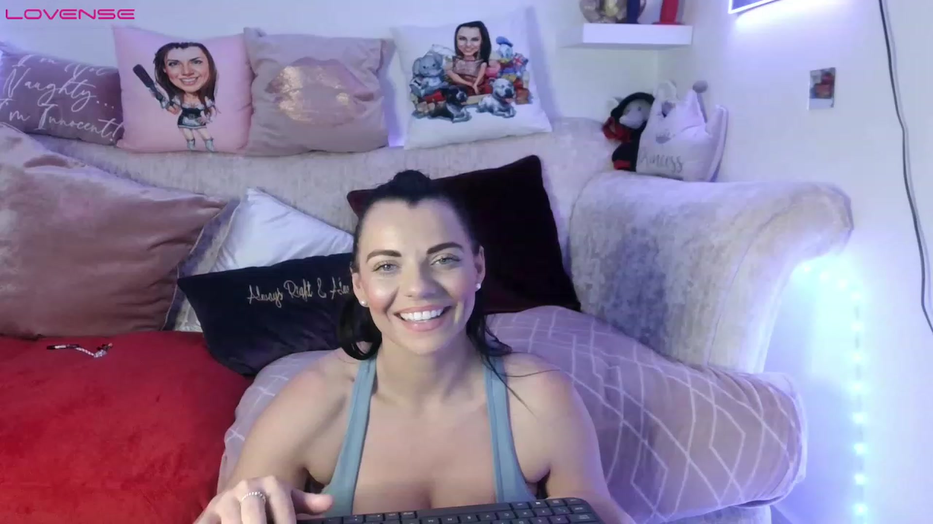 Gallery image thumbnail from innocentSamx's myfreecams stream on, 07/22/2023, 13:11 image 20 of 20