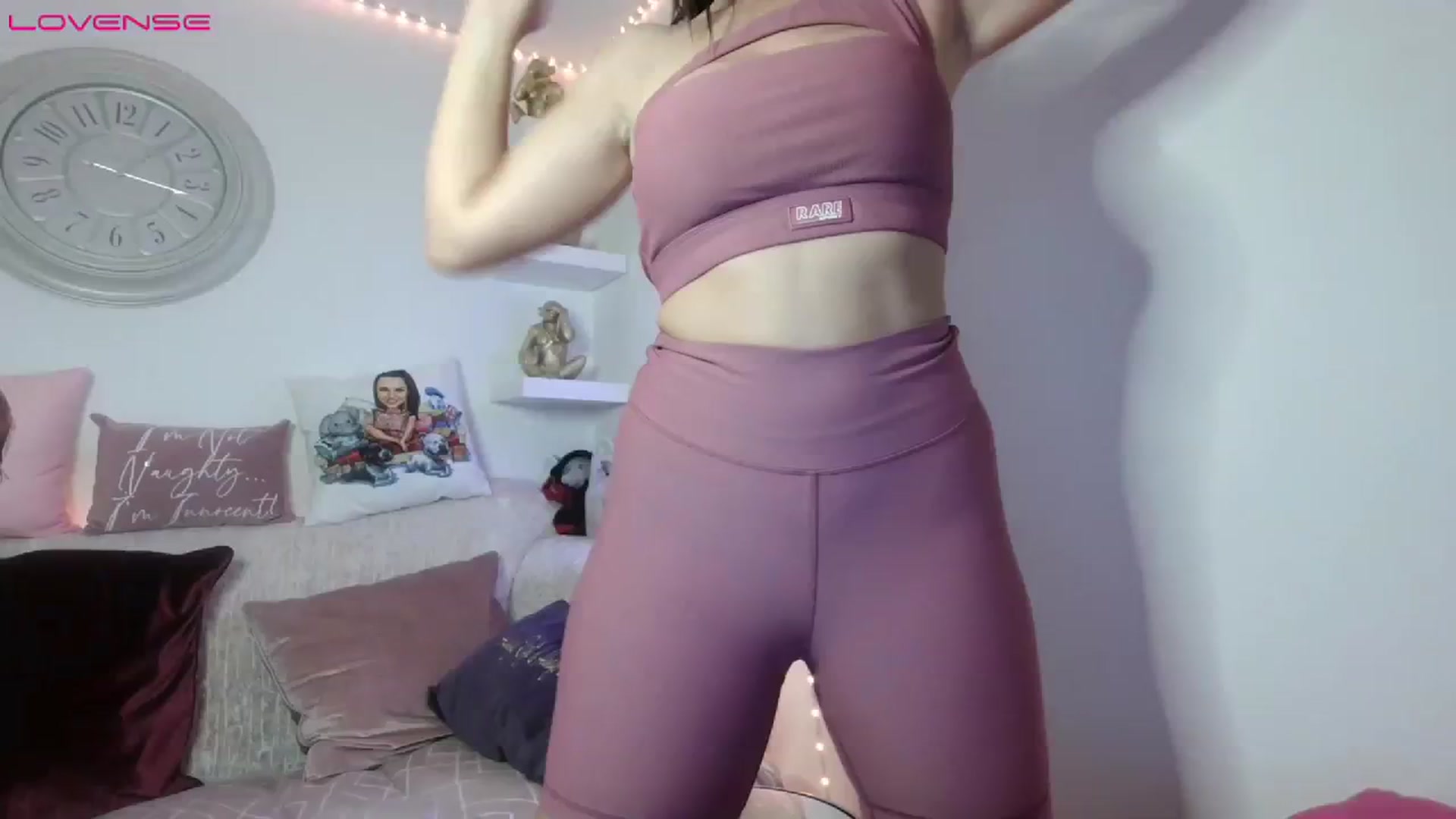 Gallery image thumbnail from innocentSamx's myfreecams stream on, 08/06/2023, 12:57 image 1 of 20