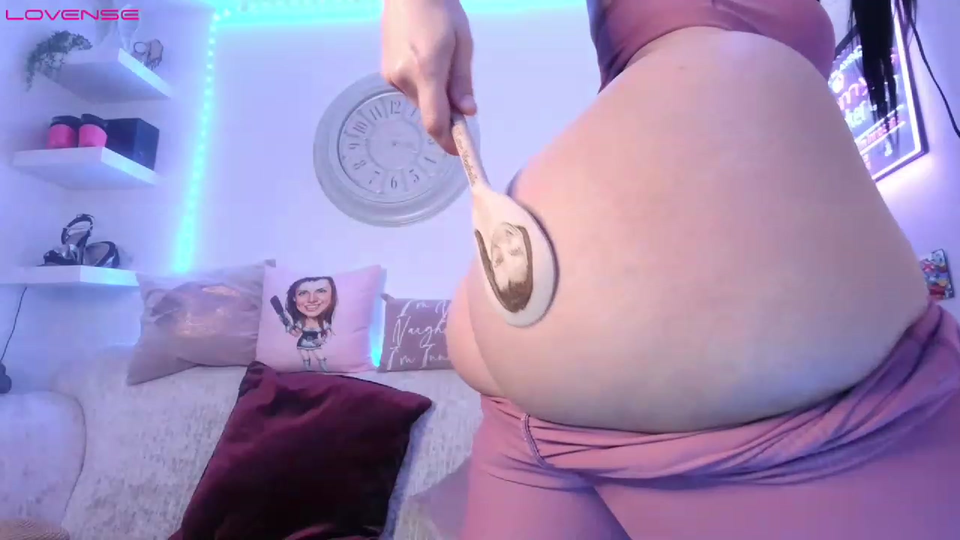 Gallery image thumbnail from innocentSamx's myfreecams stream on, 08/06/2023, 14:58 image 14 of 20