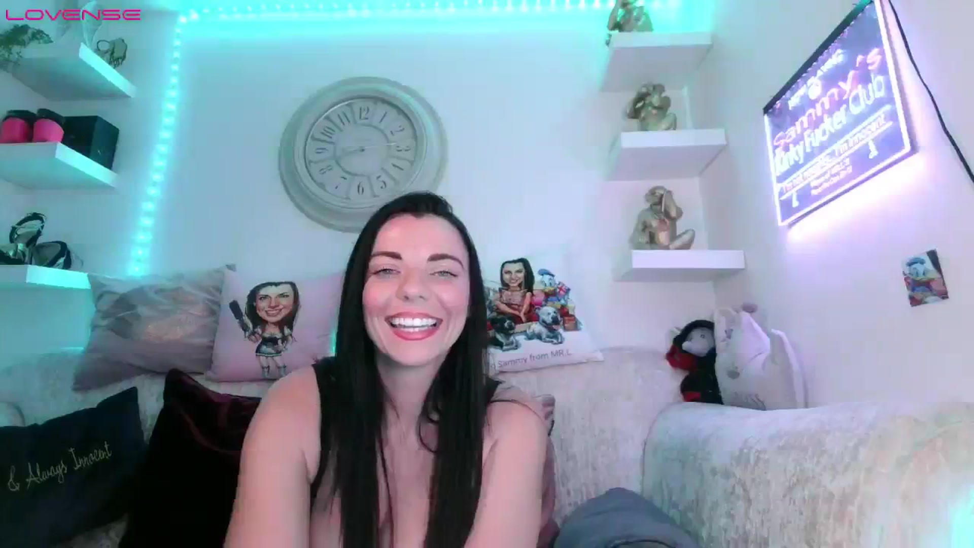 Gallery image thumbnail from innocentSamx's myfreecams stream on, 08/15/2023, 20:05 image 13 of 20