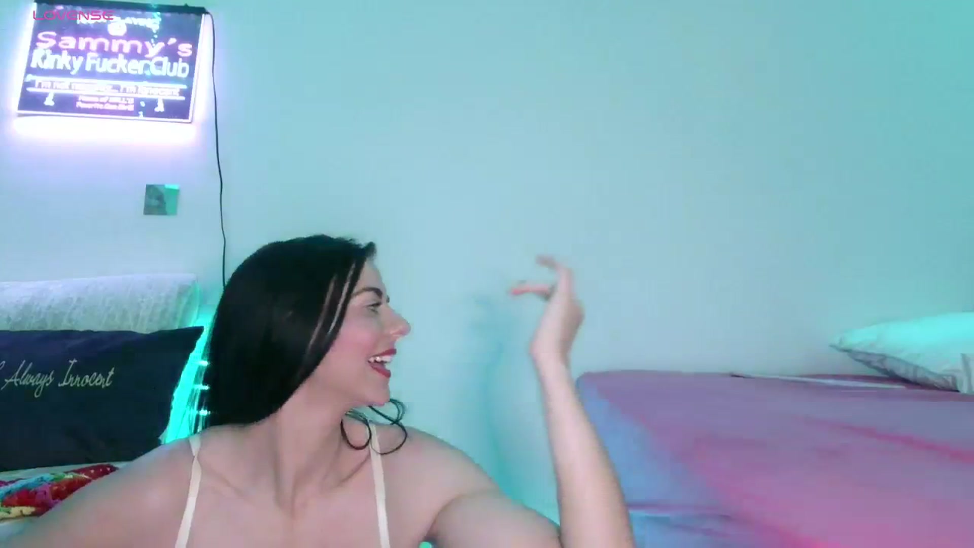 Gallery image thumbnail from innocentSamx's myfreecams stream on, 08/19/2023, 13:50 image 20 of 20