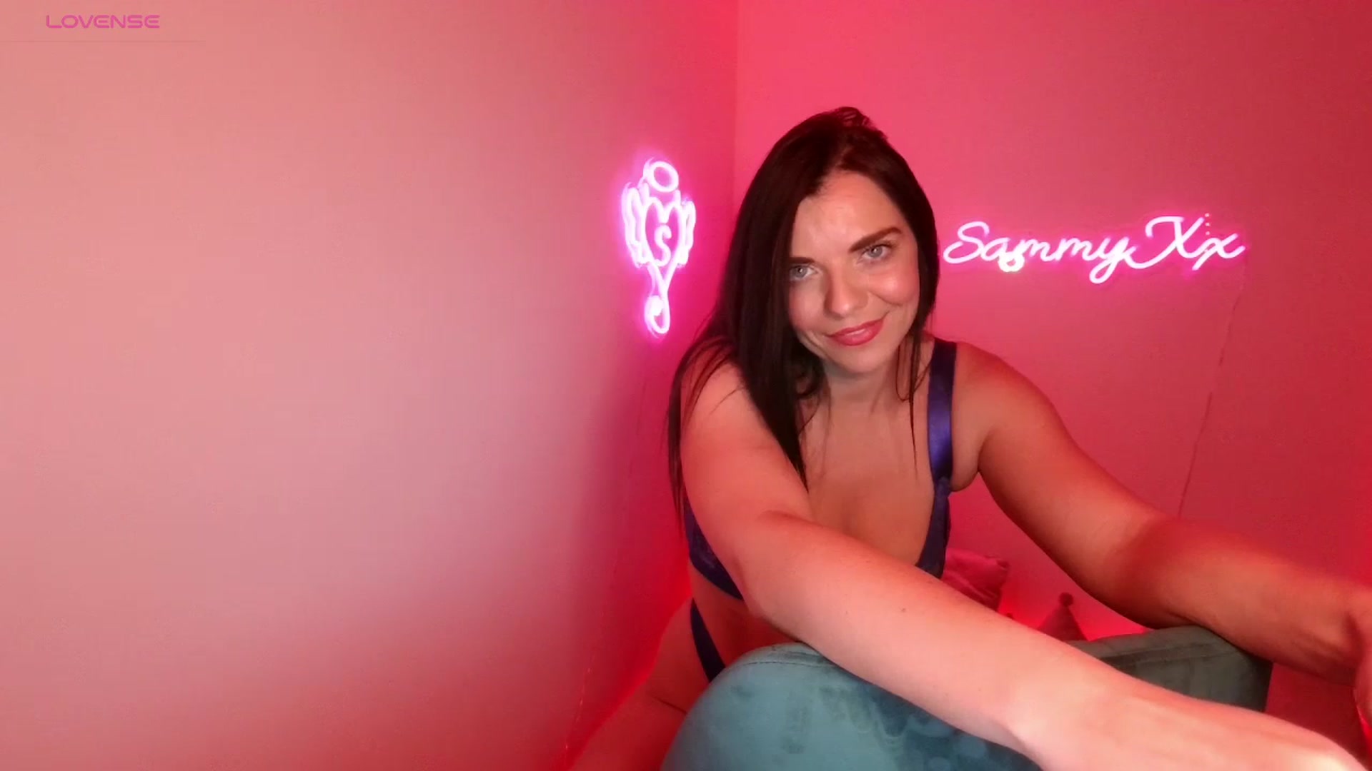 Gallery image thumbnail from innocentSamx's myfreecams stream on, 08/30/2023, 14:33 image 14 of 20