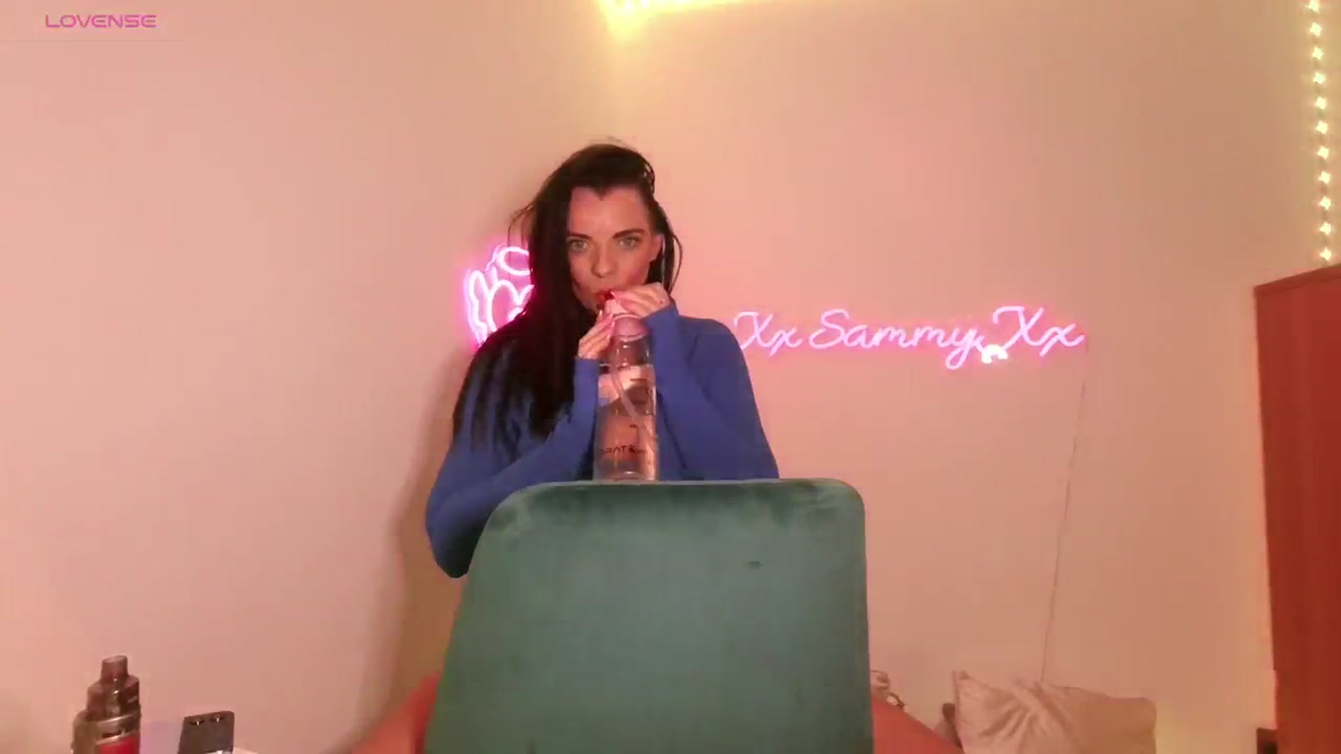 Gallery image thumbnail from innocentSamx's myfreecams stream on, 09/05/2023, 20:39 image 14 of 20