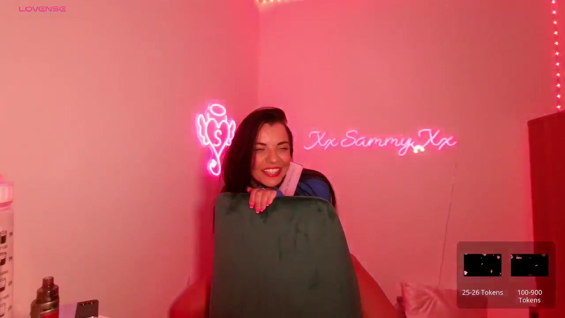 Gallery image thumbnail from innocentSamx's myfreecams stream on, 09/05/2023, 20:39 image 15 of 20