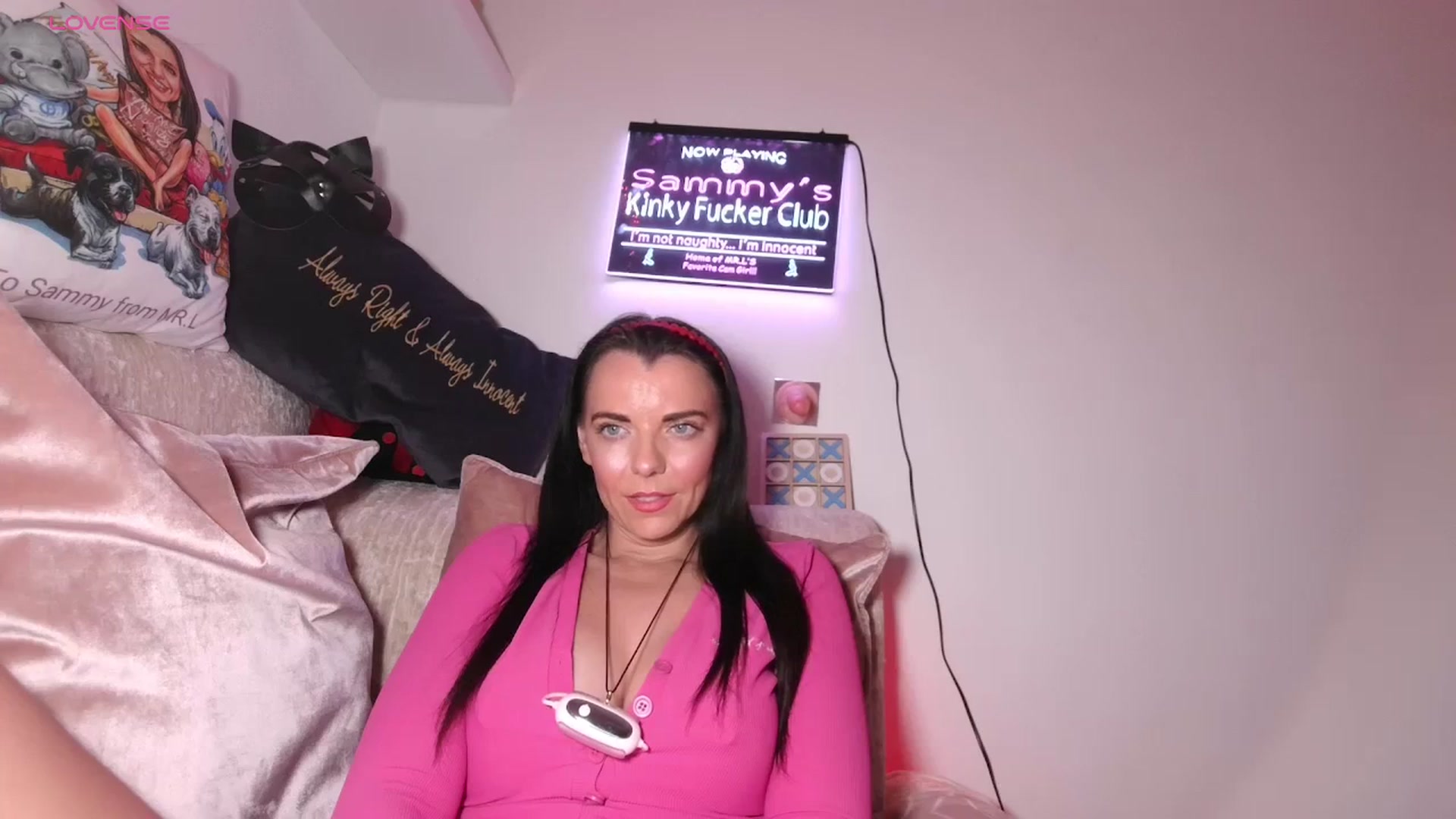 Gallery image thumbnail from innocentSamx's myfreecams stream on, 09/17/2023, 11:43 image 2 of 20